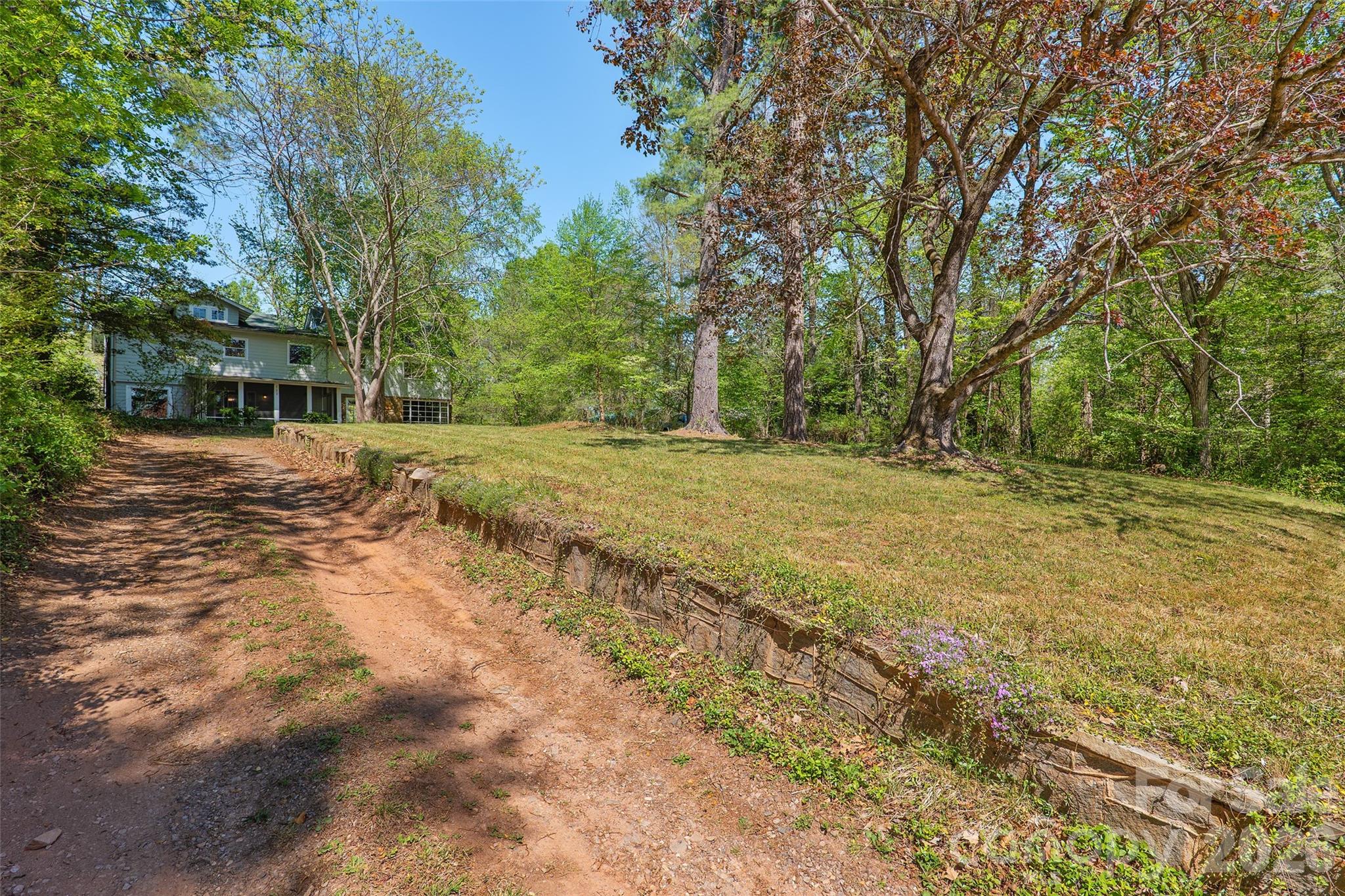 112 Candler School Road — Candler