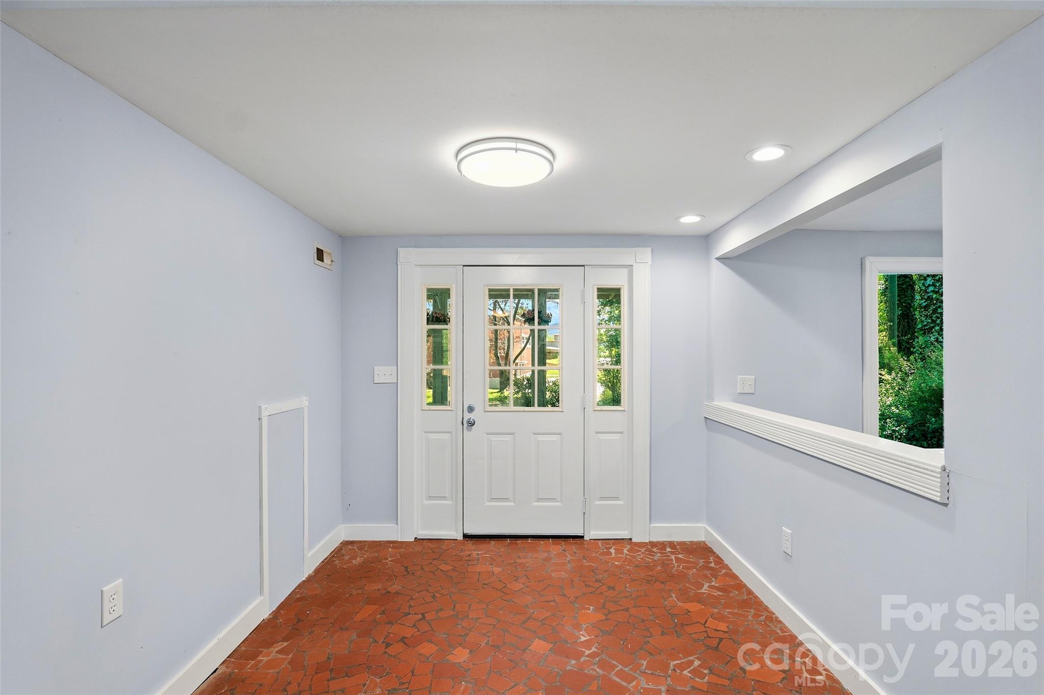 112 Candler School Road — Candler