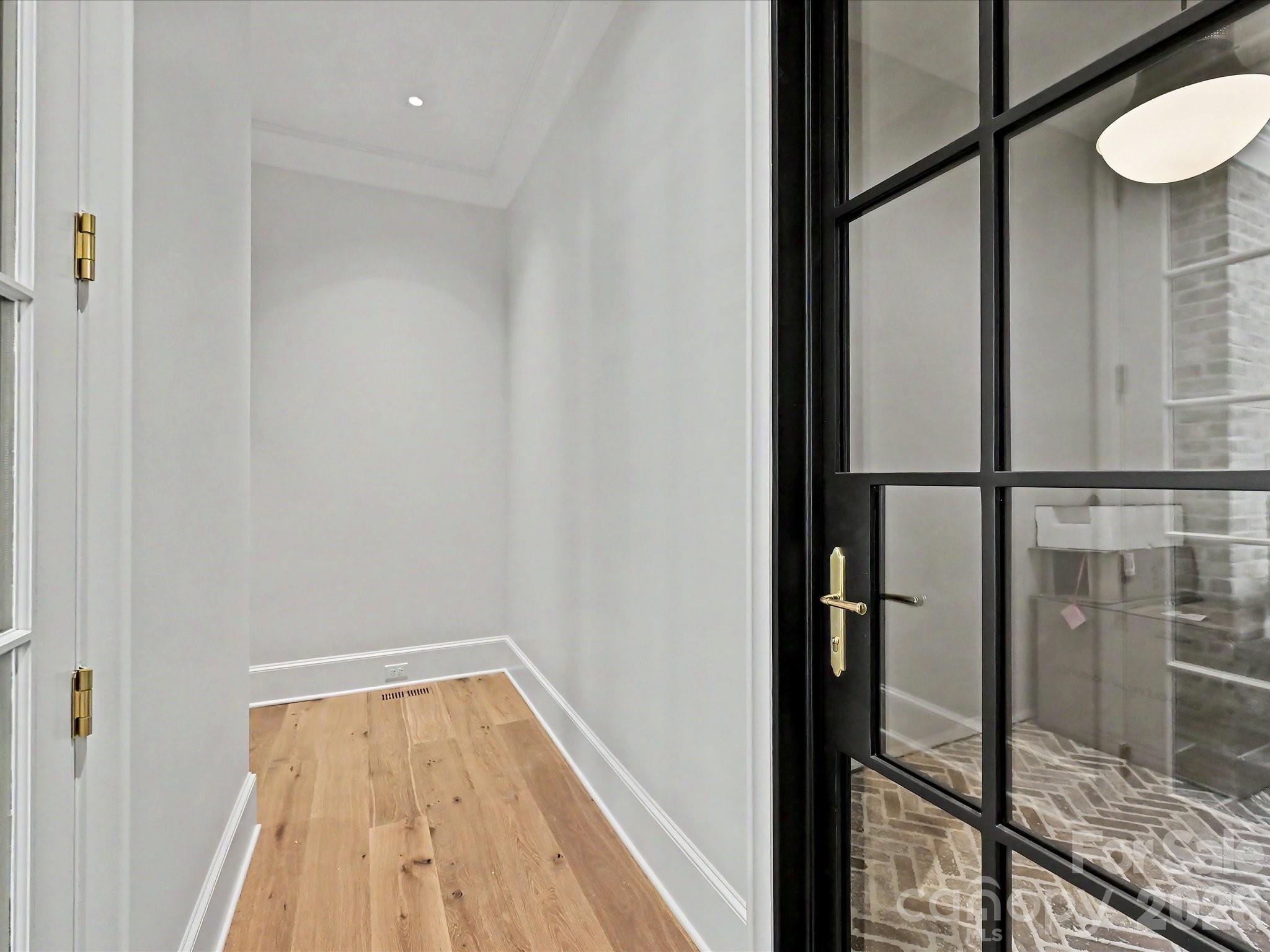 3701 Pelham Lane — Charlotte