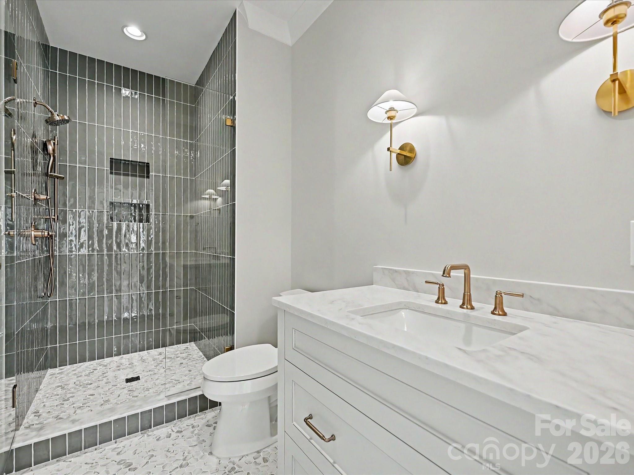 3701 Pelham Lane — Charlotte