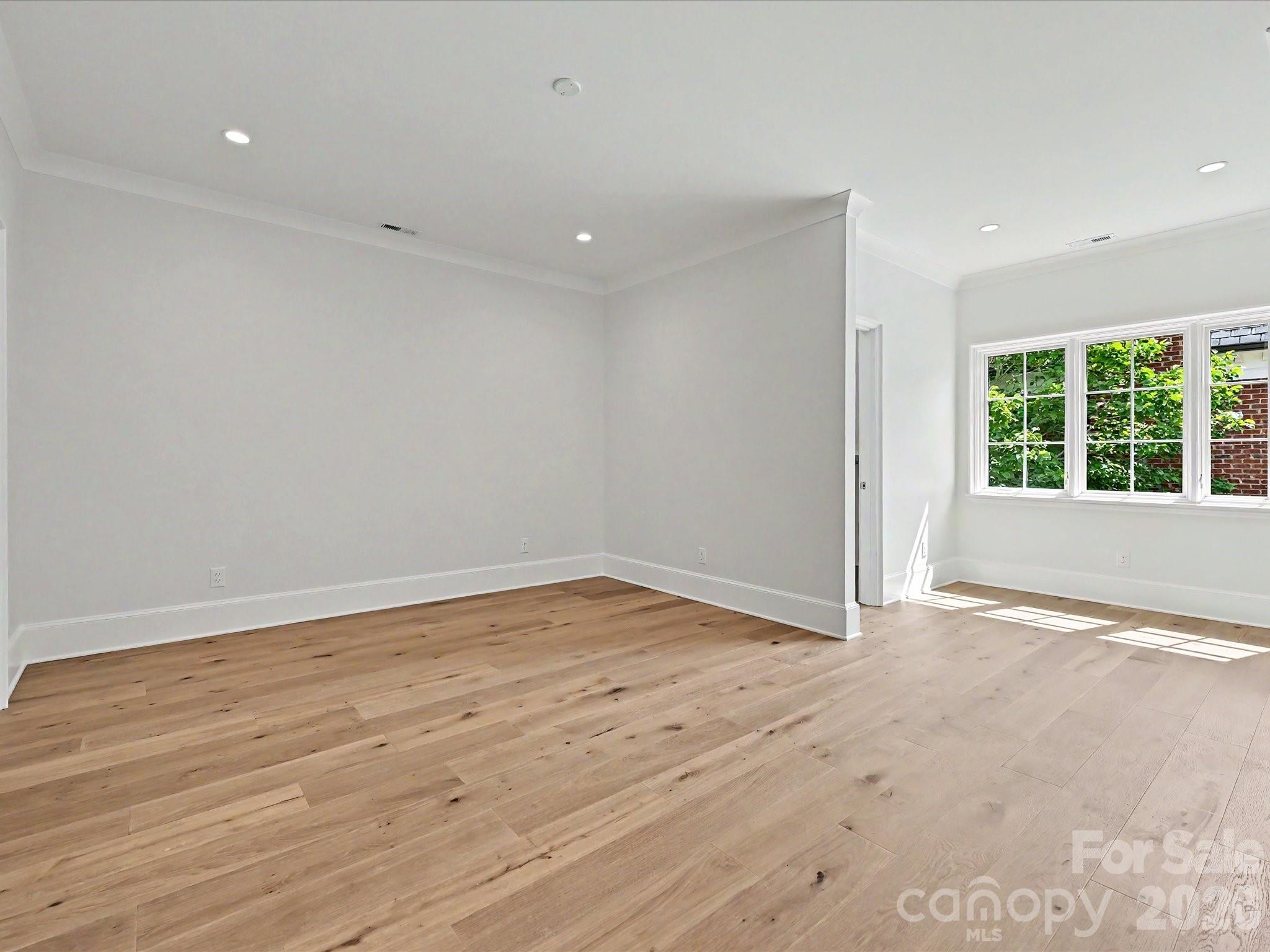 3701 Pelham Lane — Charlotte