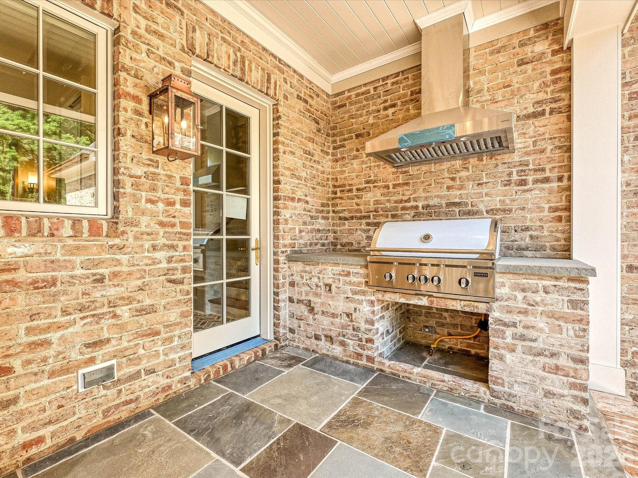 3701 Pelham Lane — Charlotte