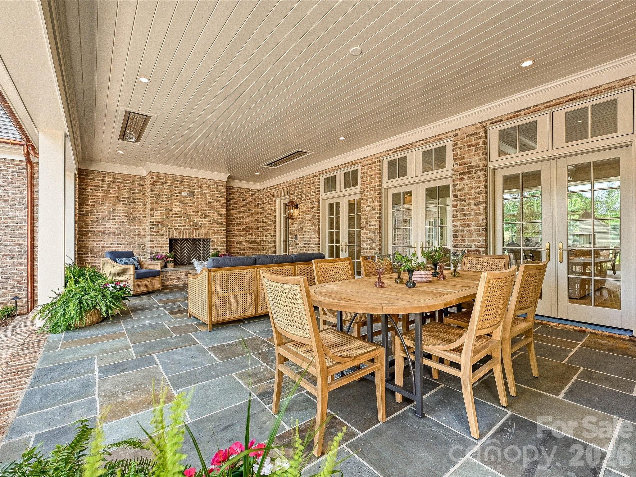 3701 Pelham Lane — Charlotte