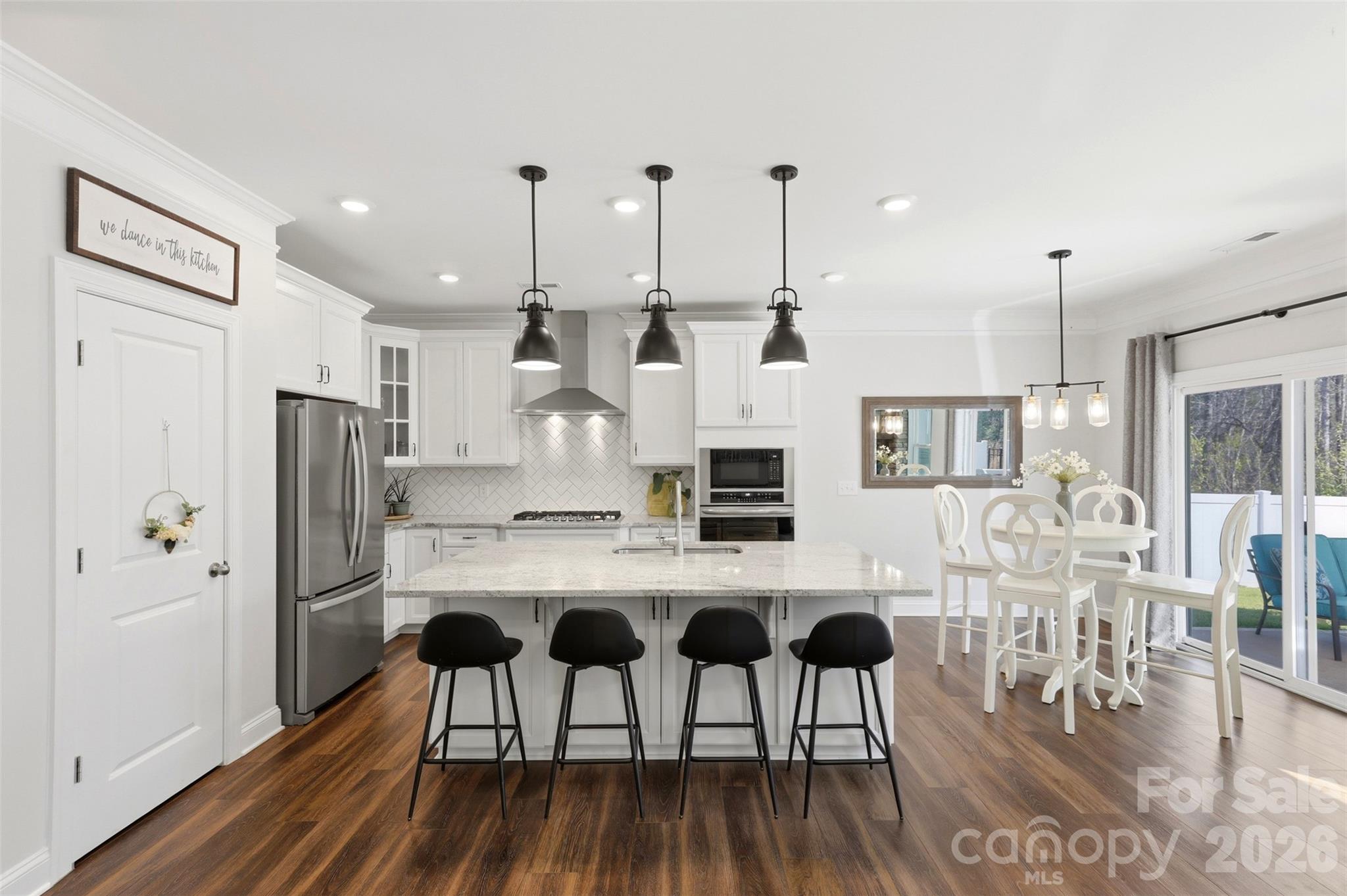 1092 Baldwin Drive — Lancaster
