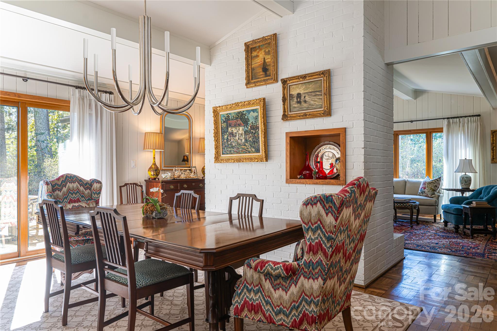 28 Forest Road — Asheville