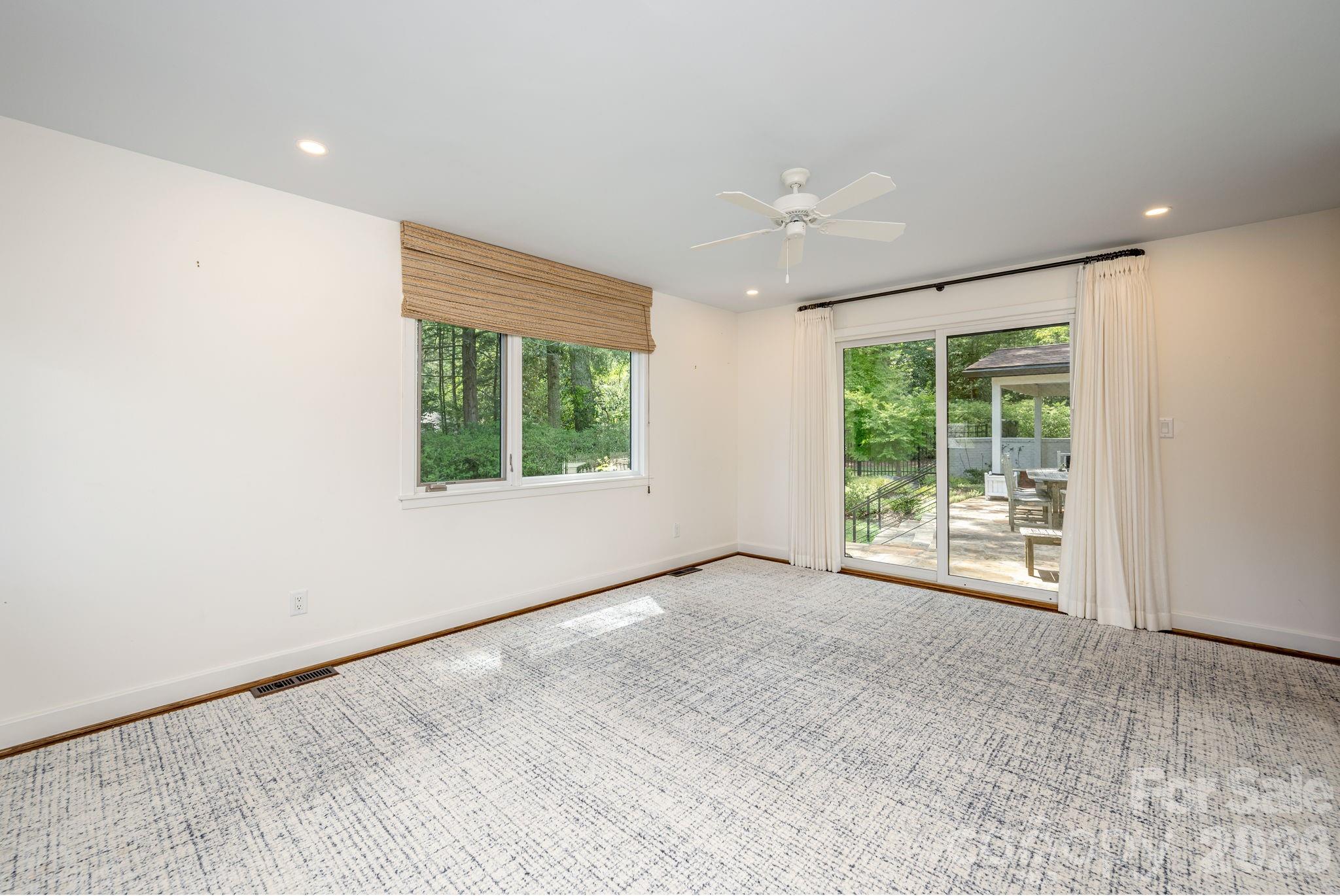 28 Forest Road — Asheville