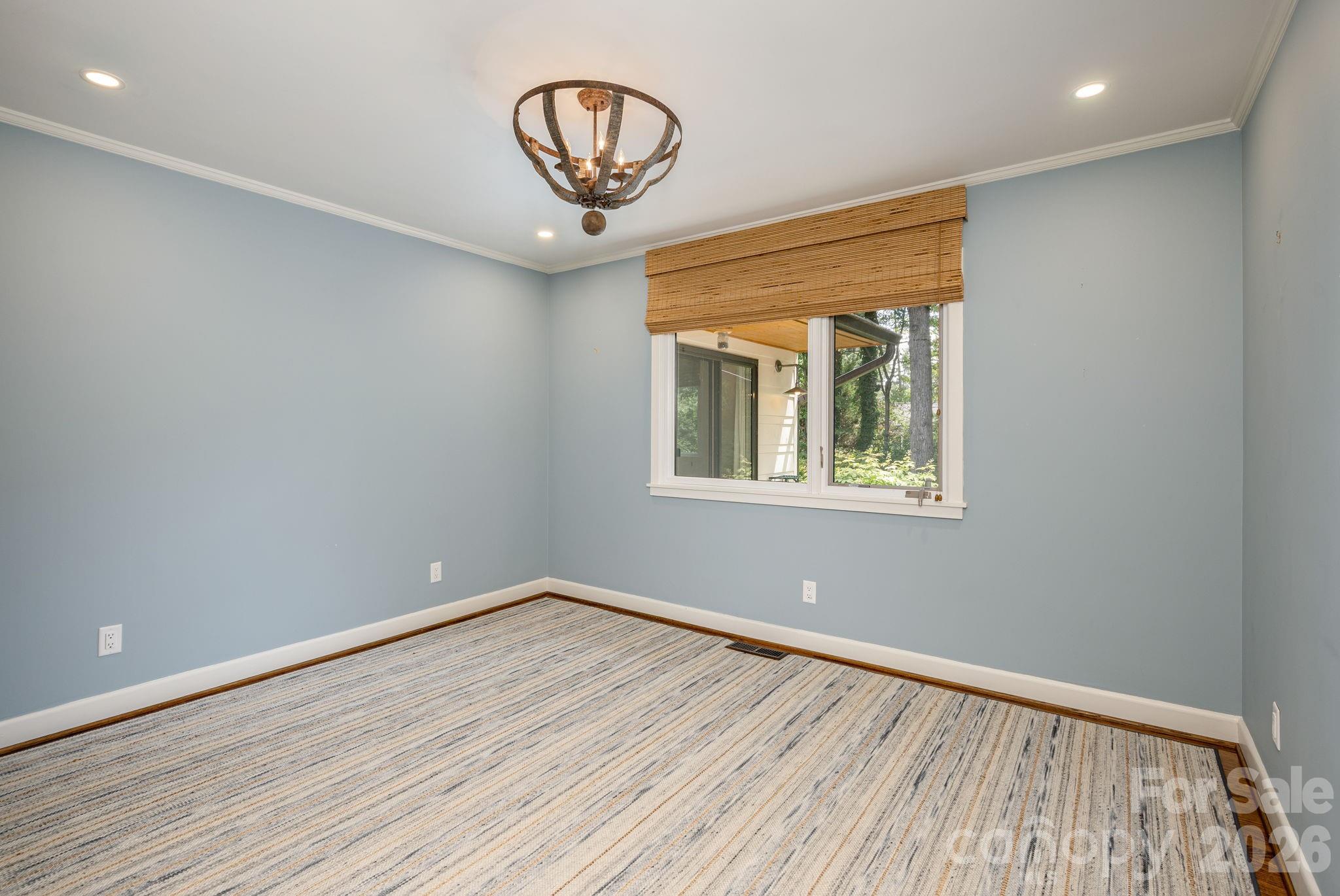 28 Forest Road — Asheville