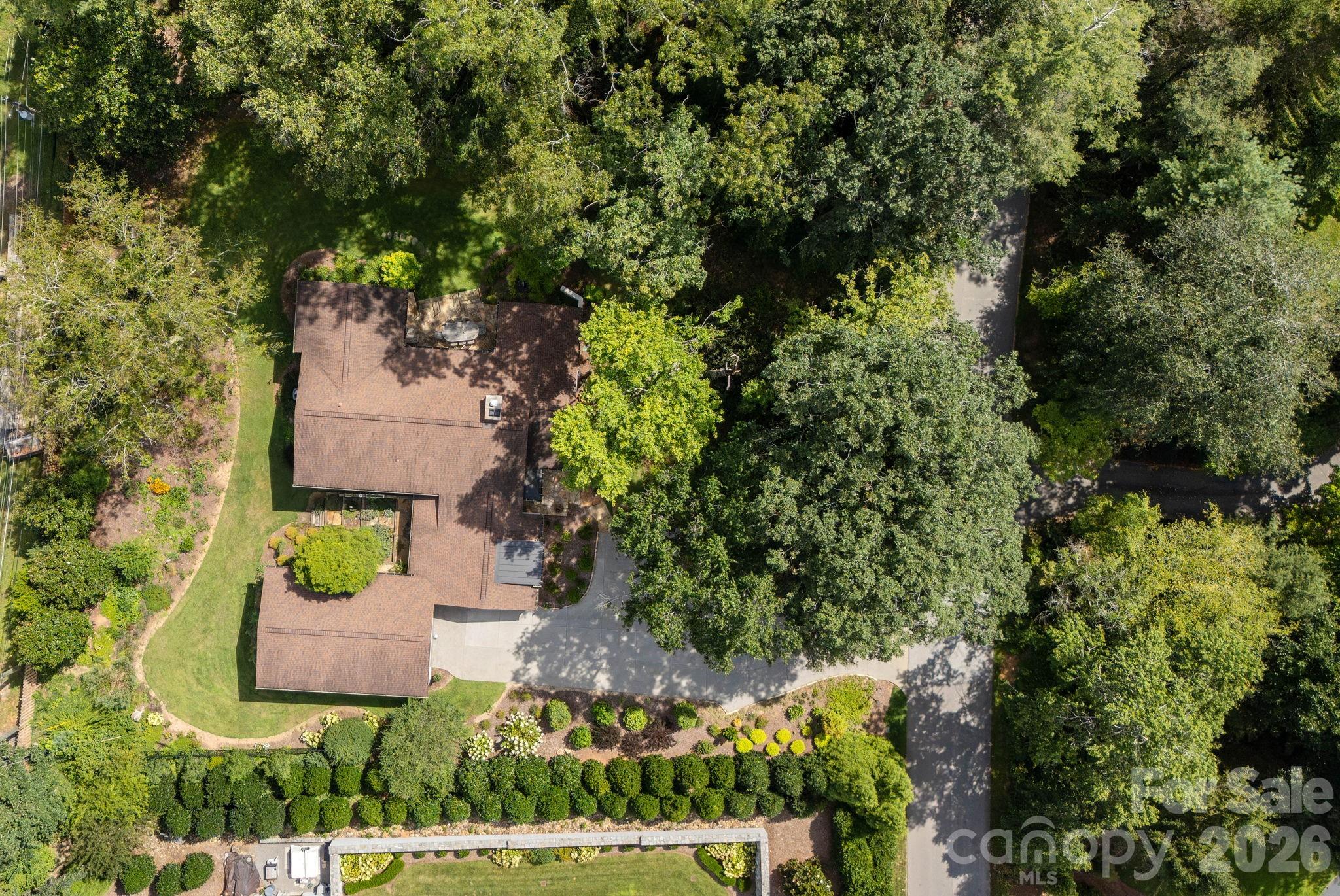 28 Forest Road — Asheville