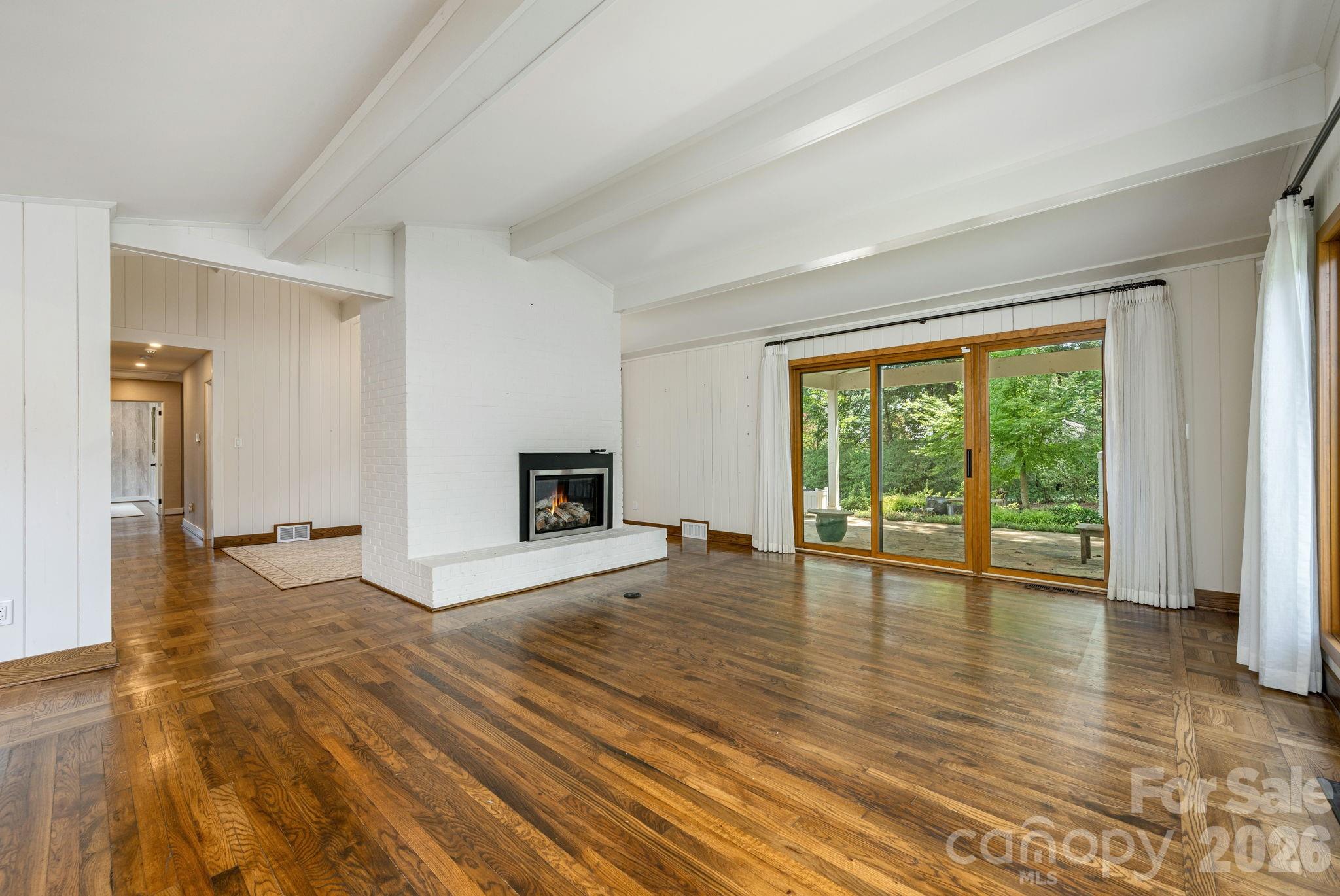 28 Forest Road — Asheville