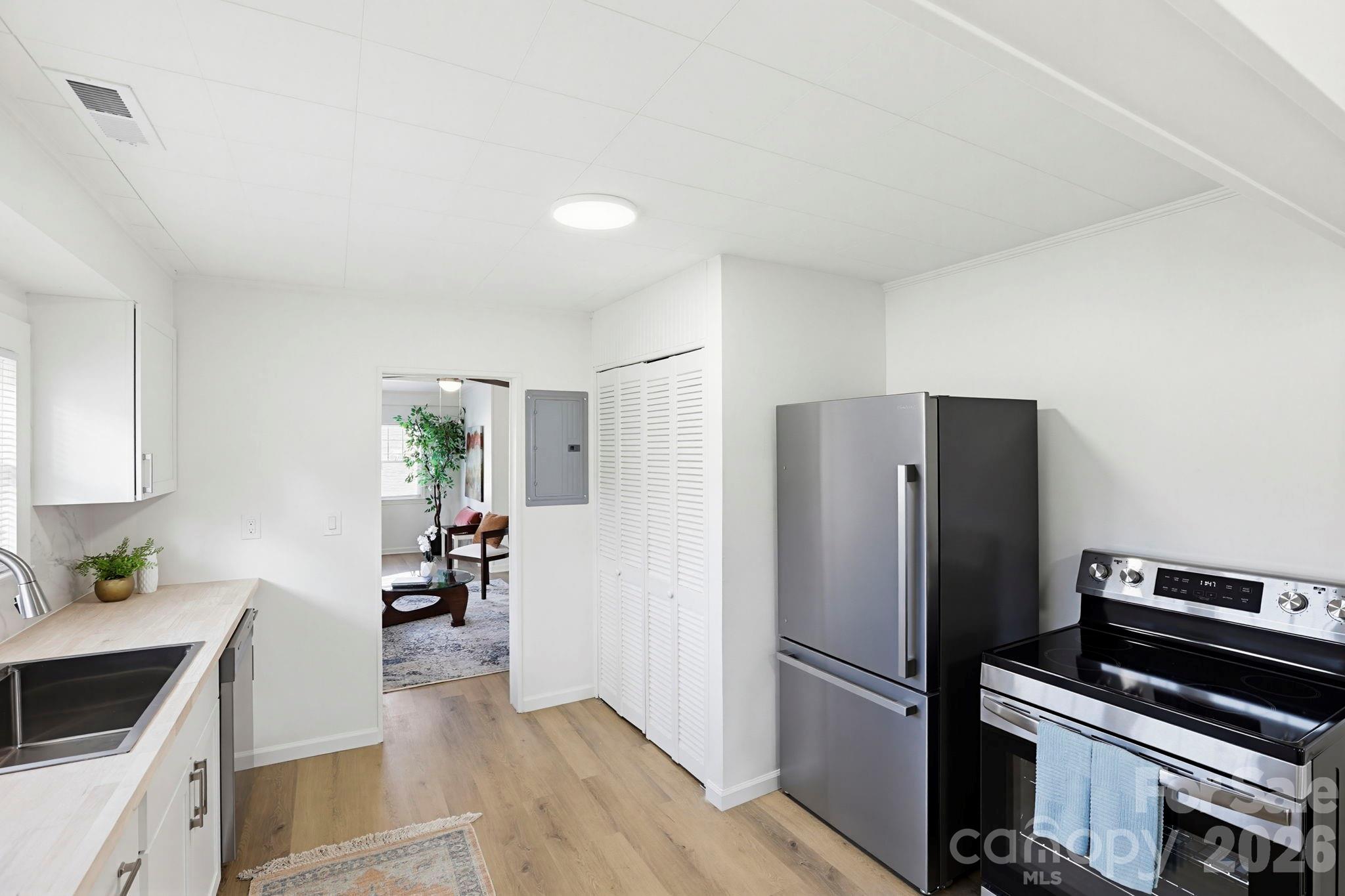 26 Francis Street — Waynesville