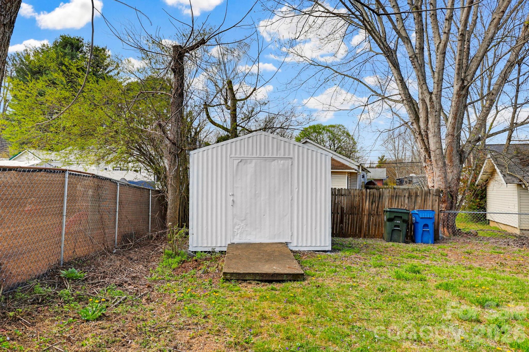 26 Francis Street — Waynesville