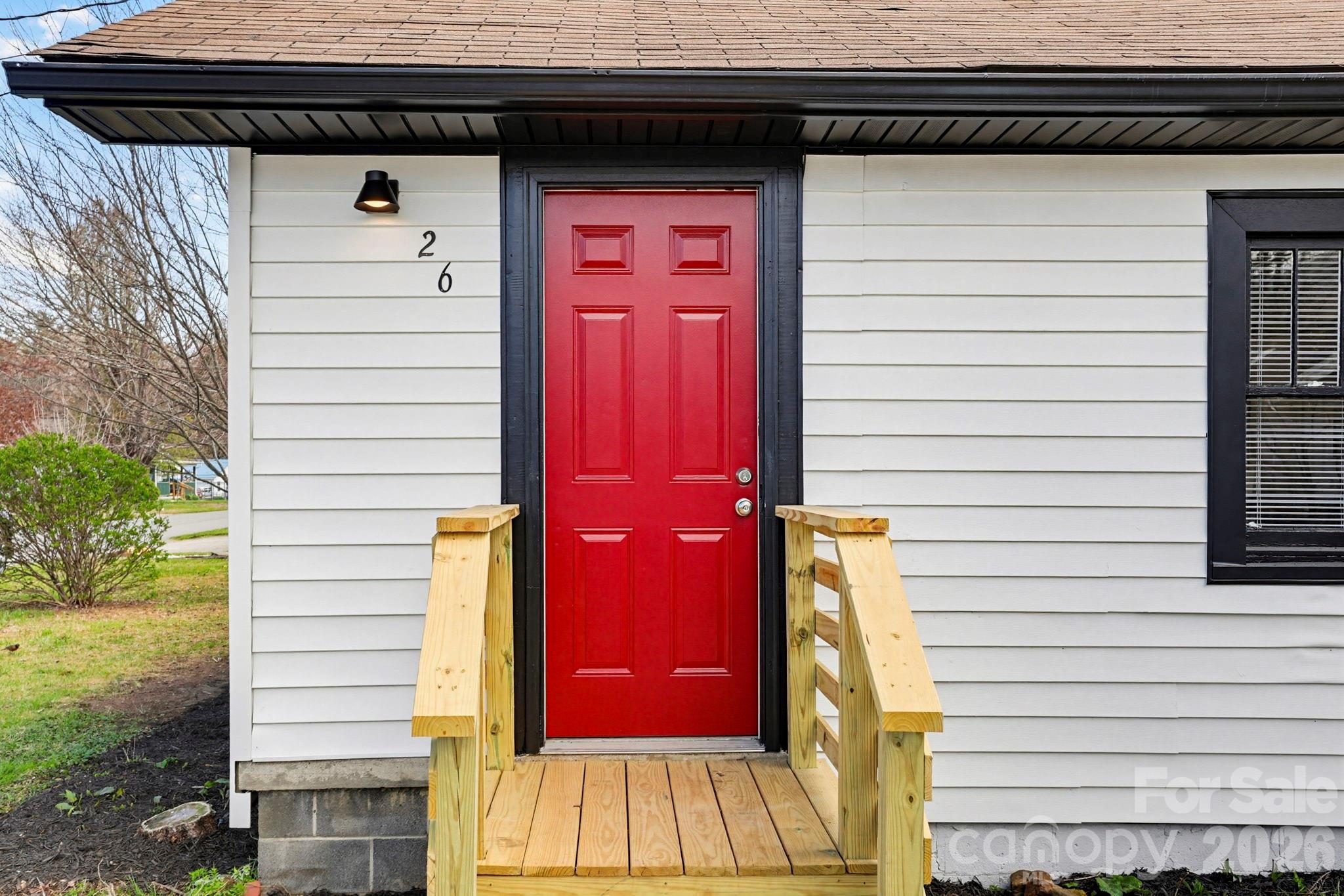 26 Francis Street — Waynesville