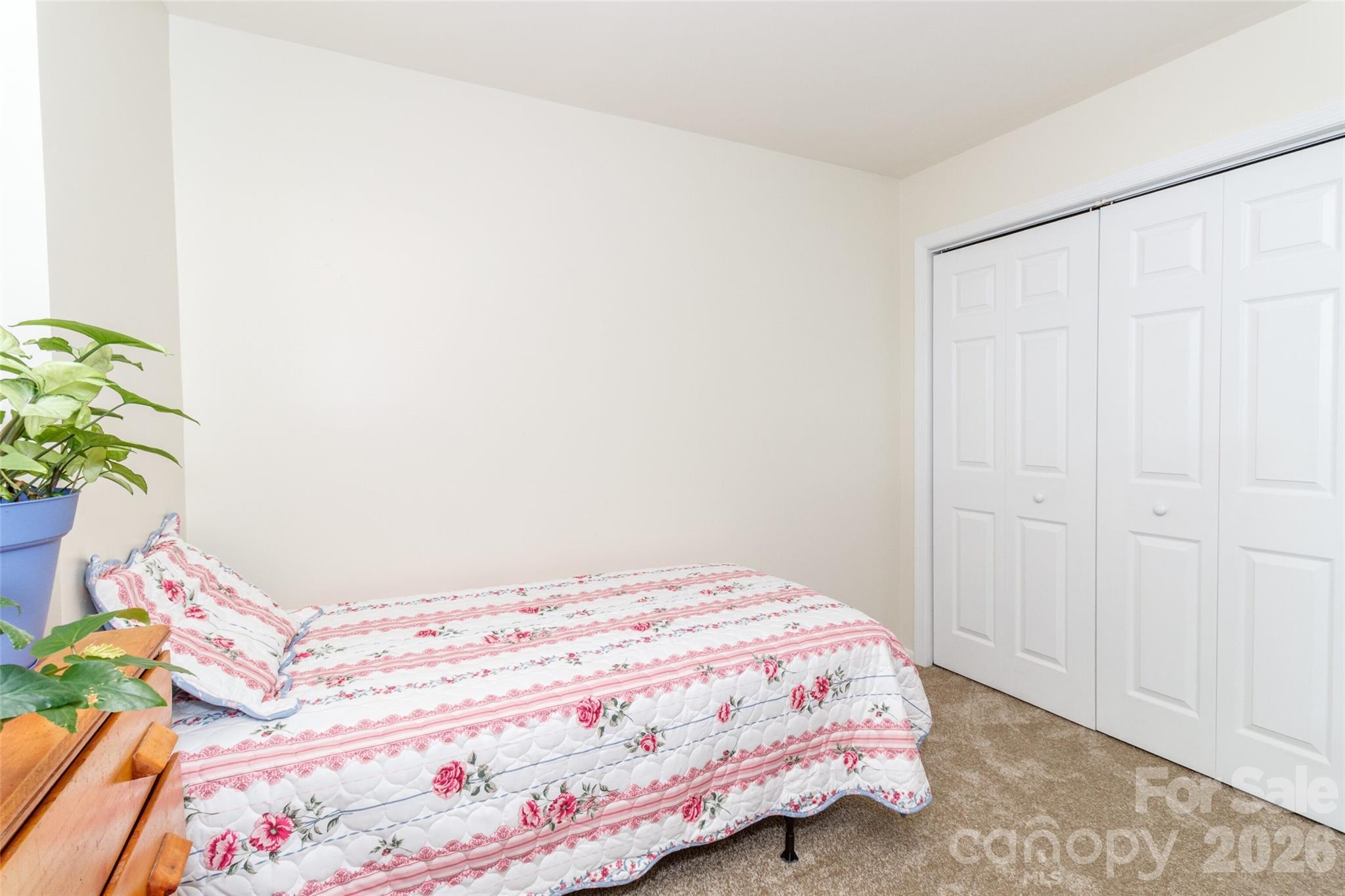 8300 Knights Bridge Road — Charlotte