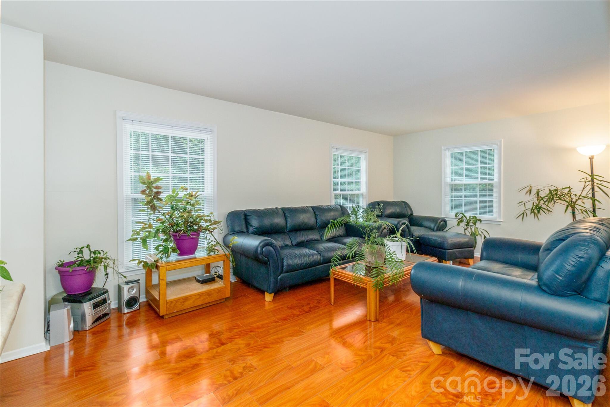 8300 Knights Bridge Road — Charlotte