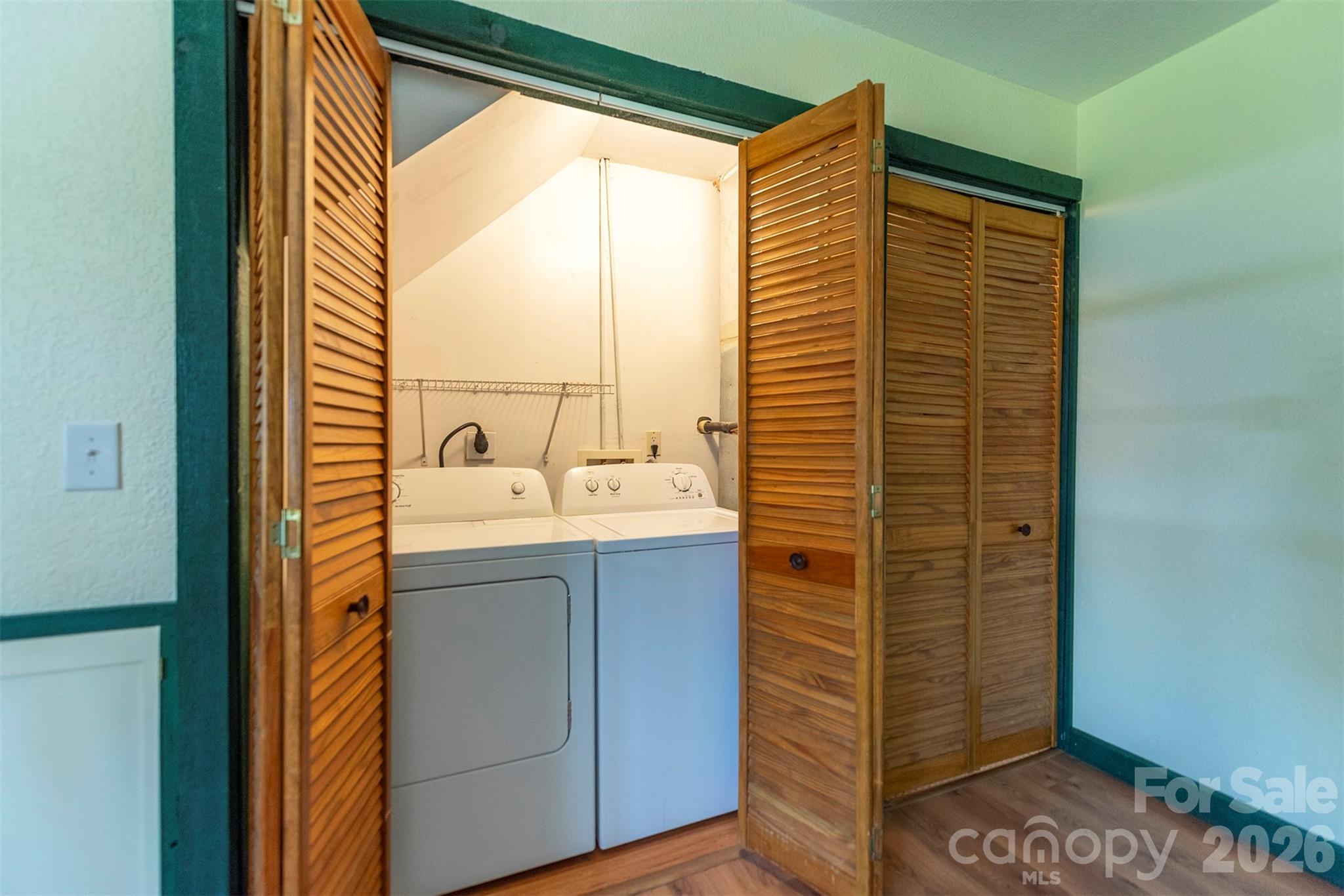 196 Friar Tuck Lane — Maggie Valley