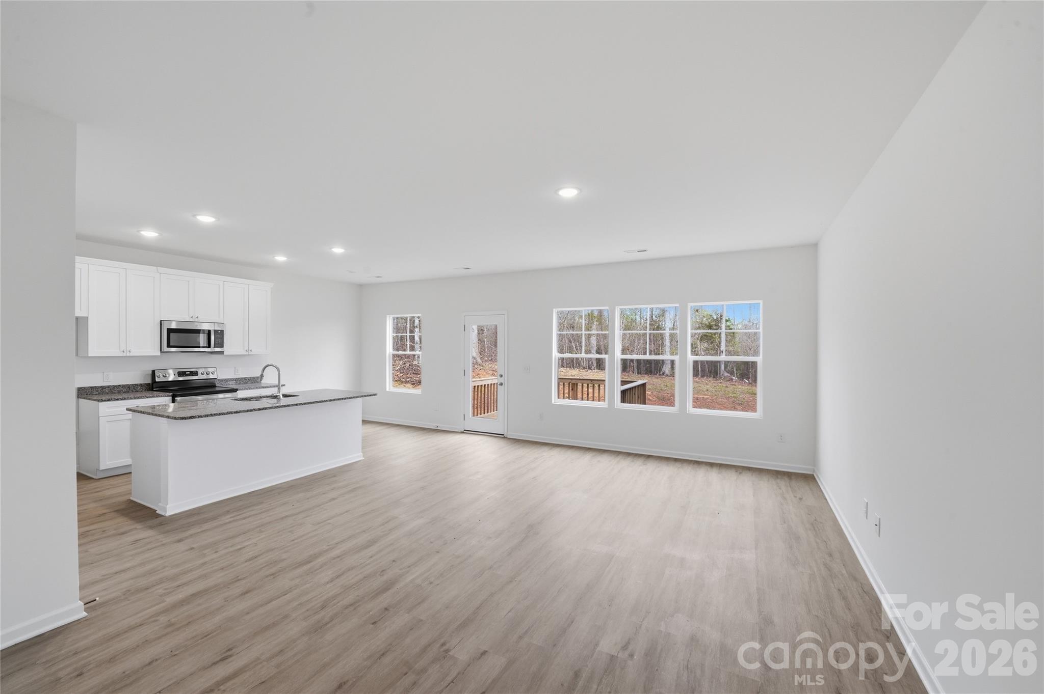 1325 Western Hills Lane — Vale