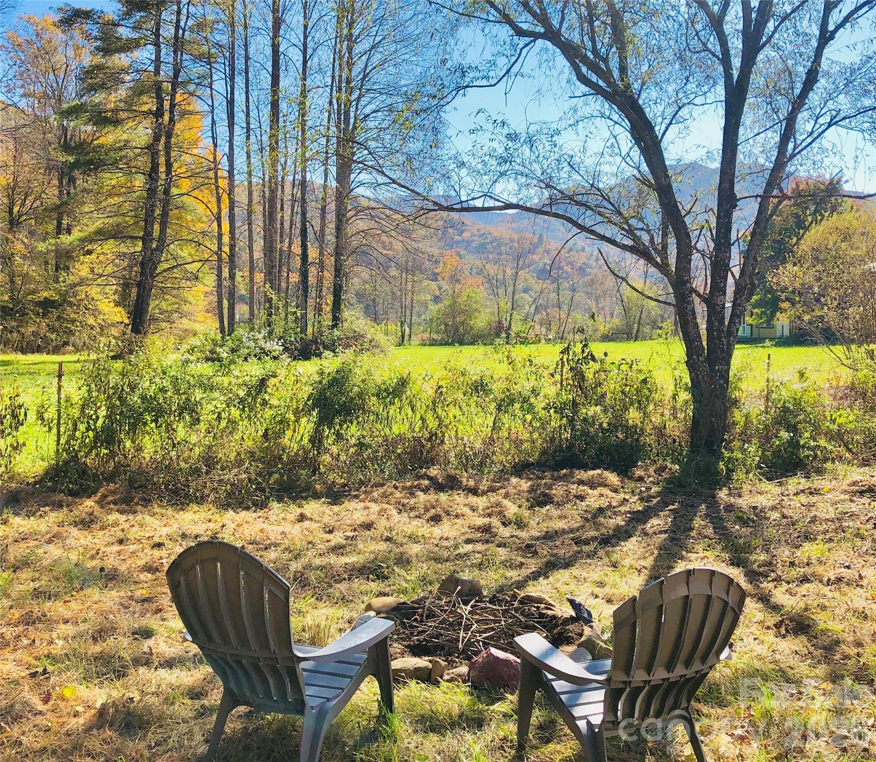 3 Taproot Trail — Barnardsville