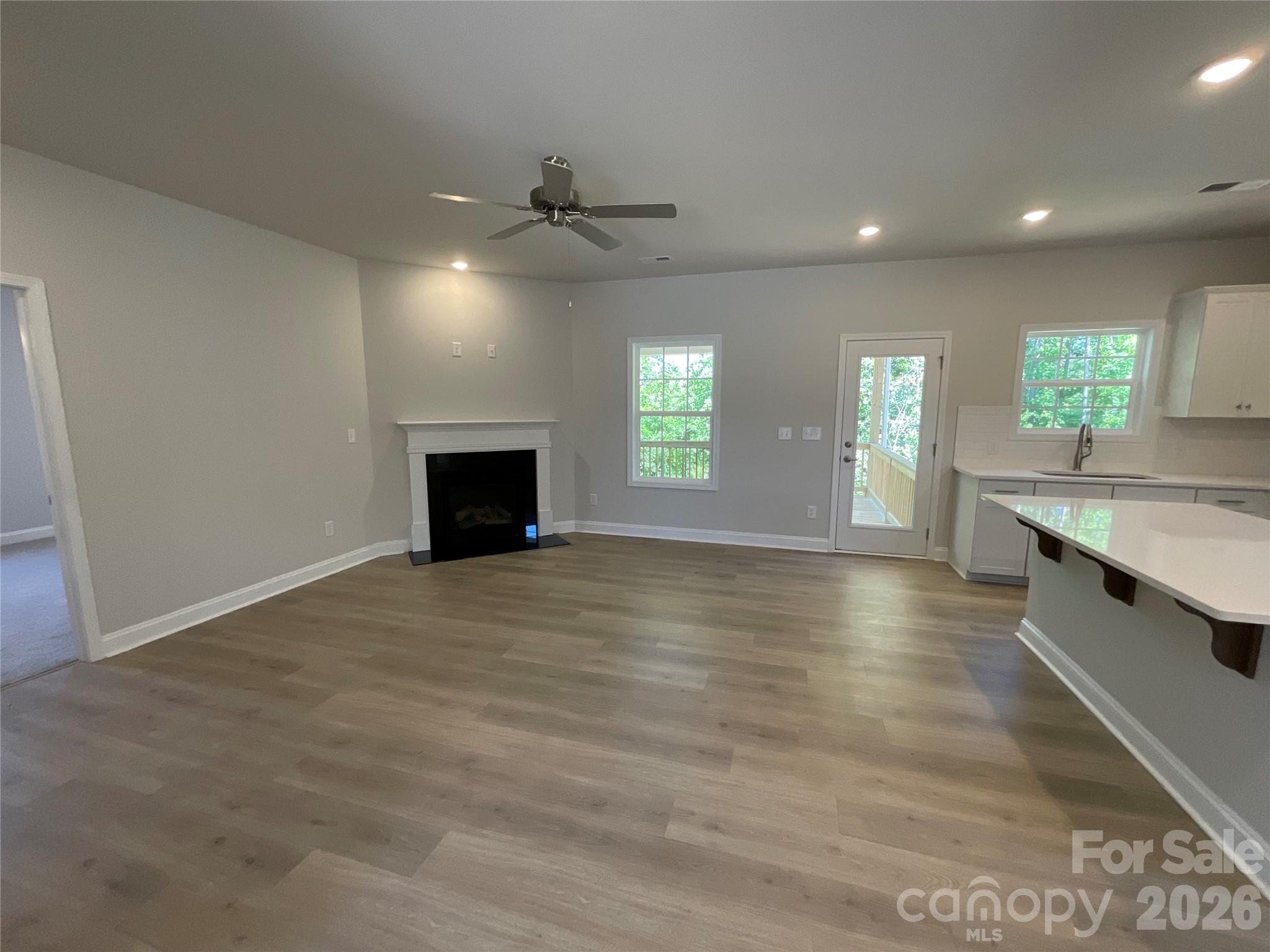 1558 Autumn Lane #118 — York