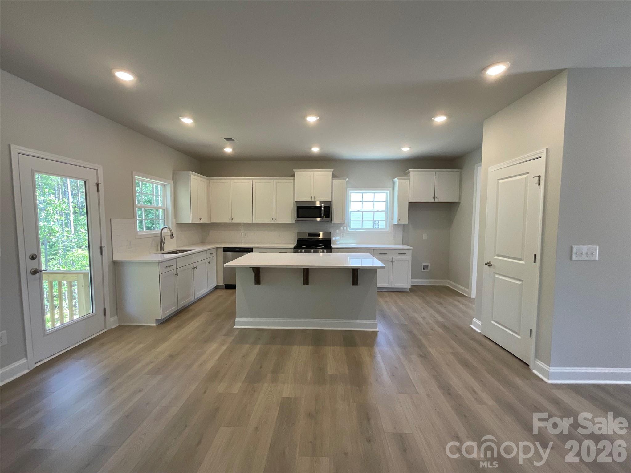 1558 Autumn Lane #118 — York