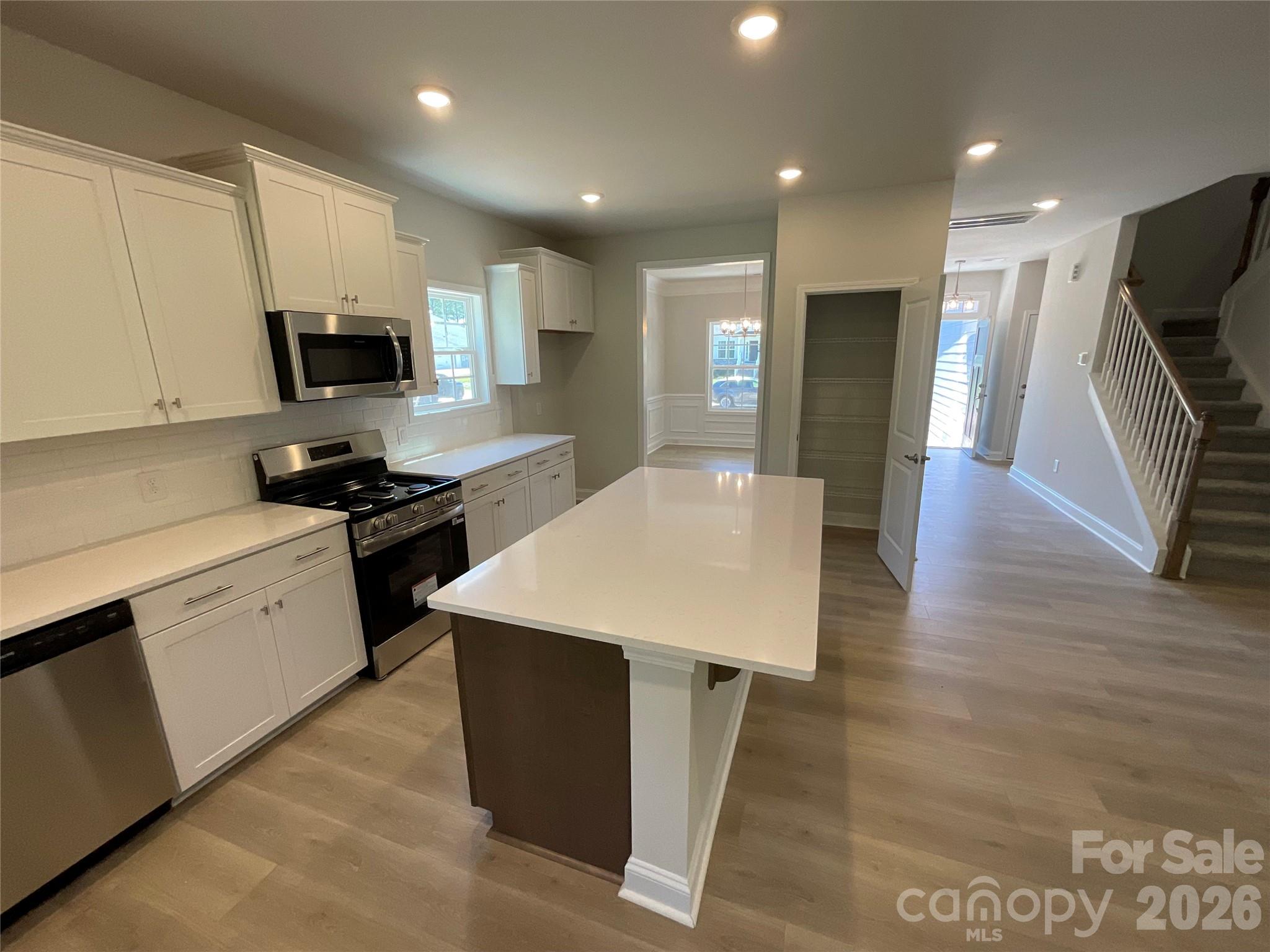 1558 Autumn Lane #118 — York
