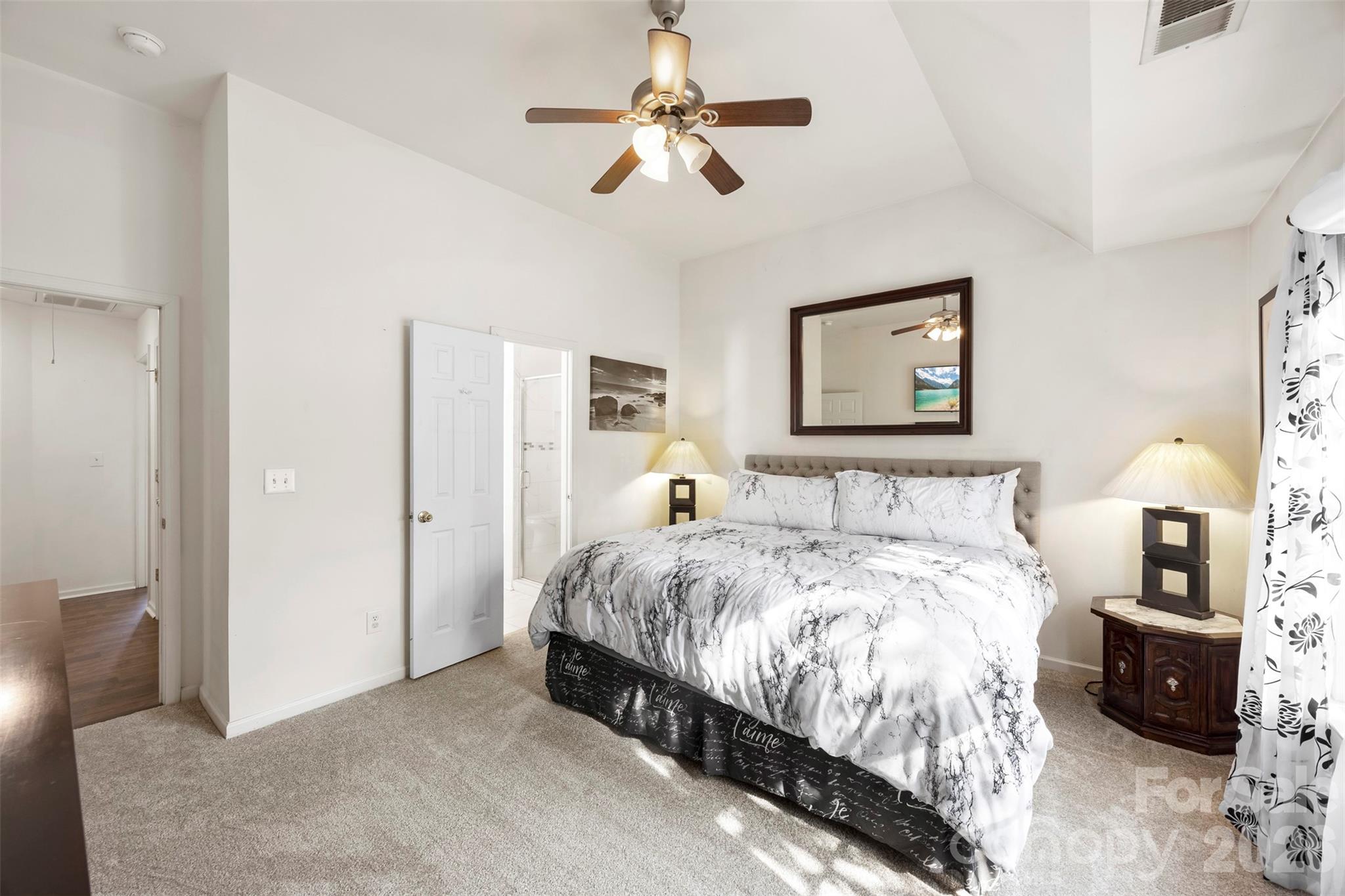 624 Cliffs Inn Circle — Charlotte