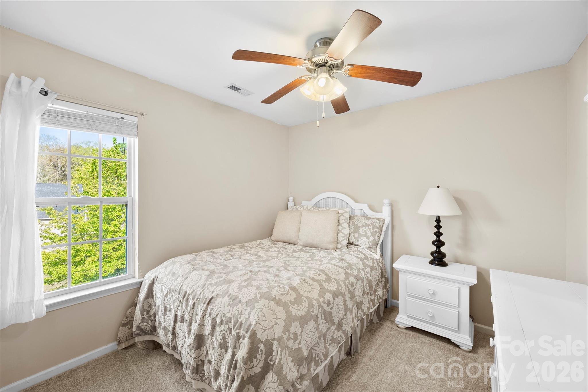 624 Cliffs Inn Circle — Charlotte