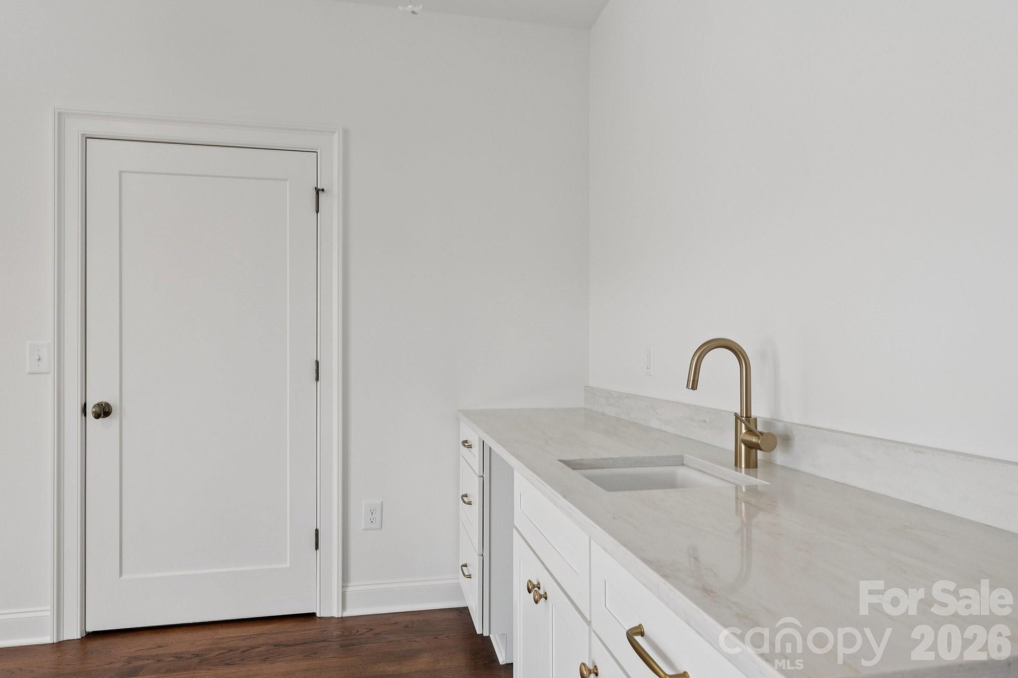 444 Hunter Lane — Charlotte