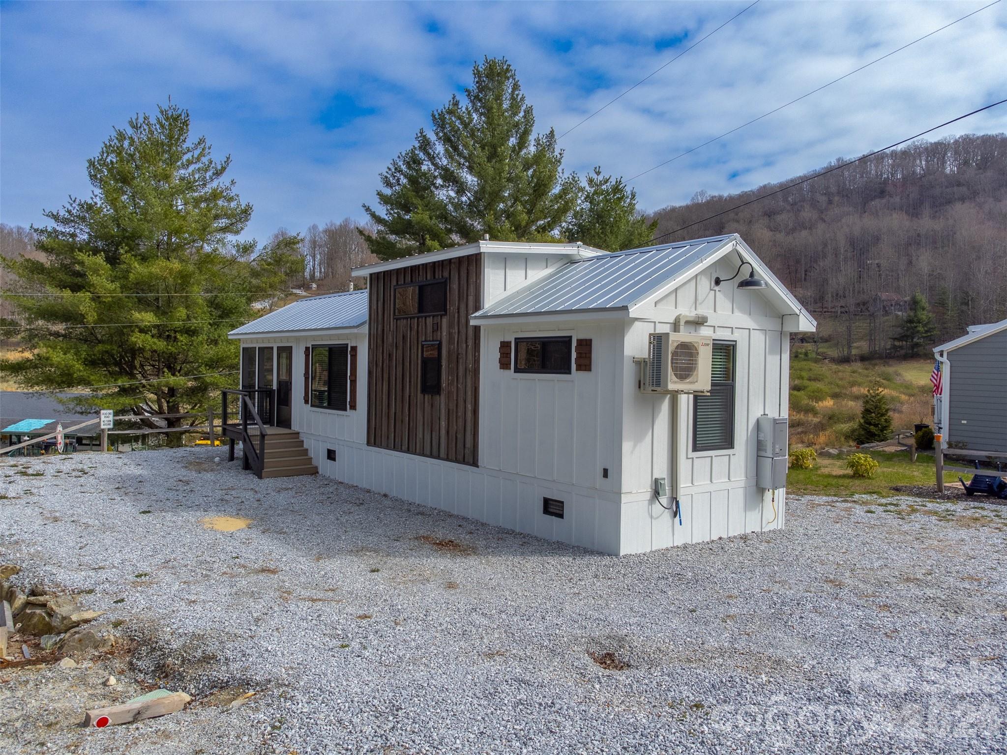 122 Mountain Breeze Ridge — Scaly Mountain