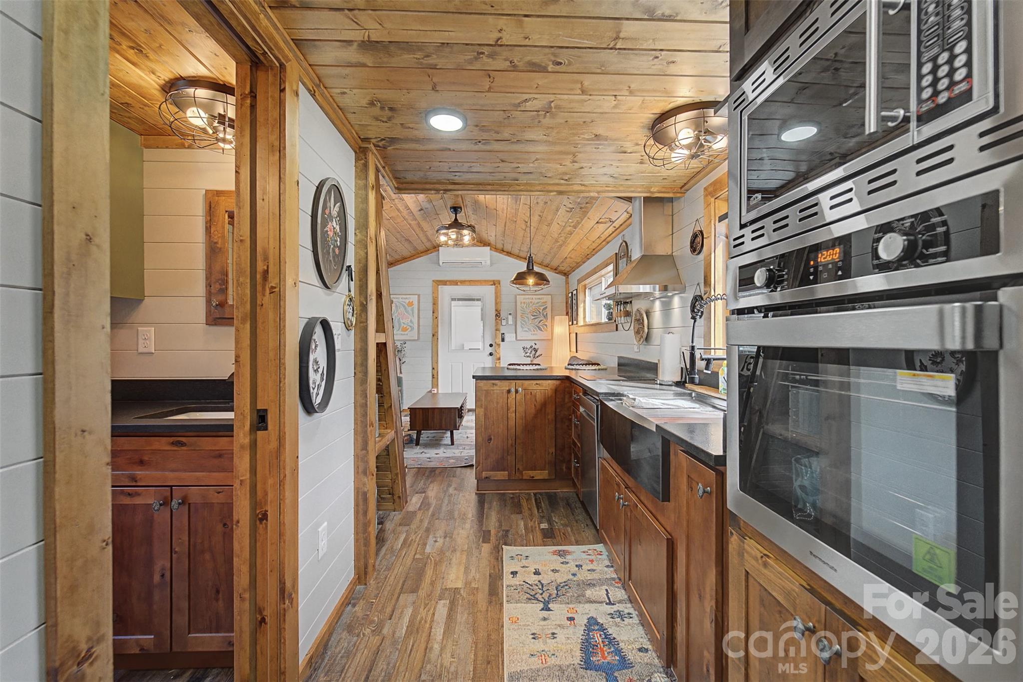 122 Mountain Breeze Ridge — Scaly Mountain