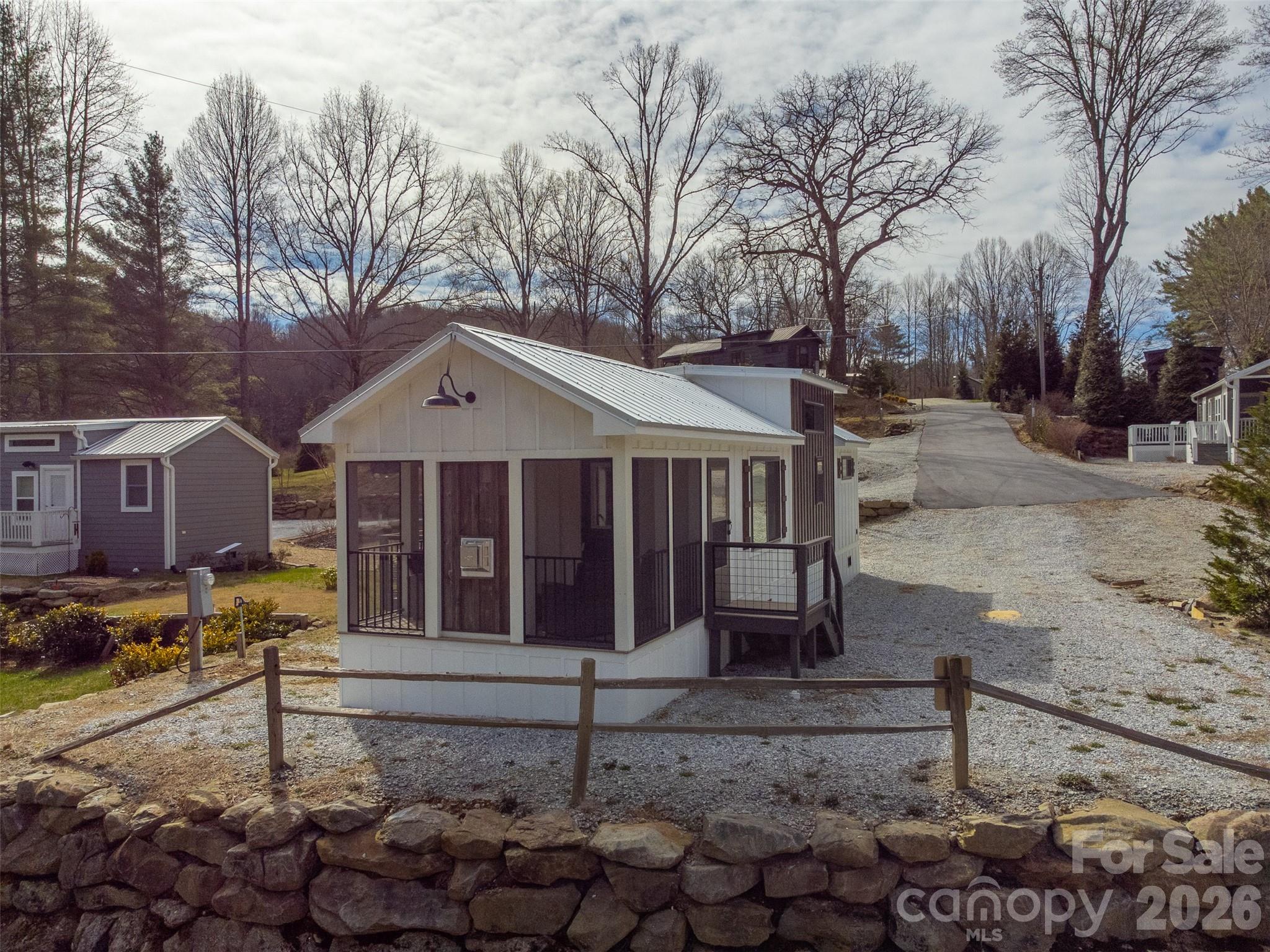 122 Mountain Breeze Ridge — Scaly Mountain