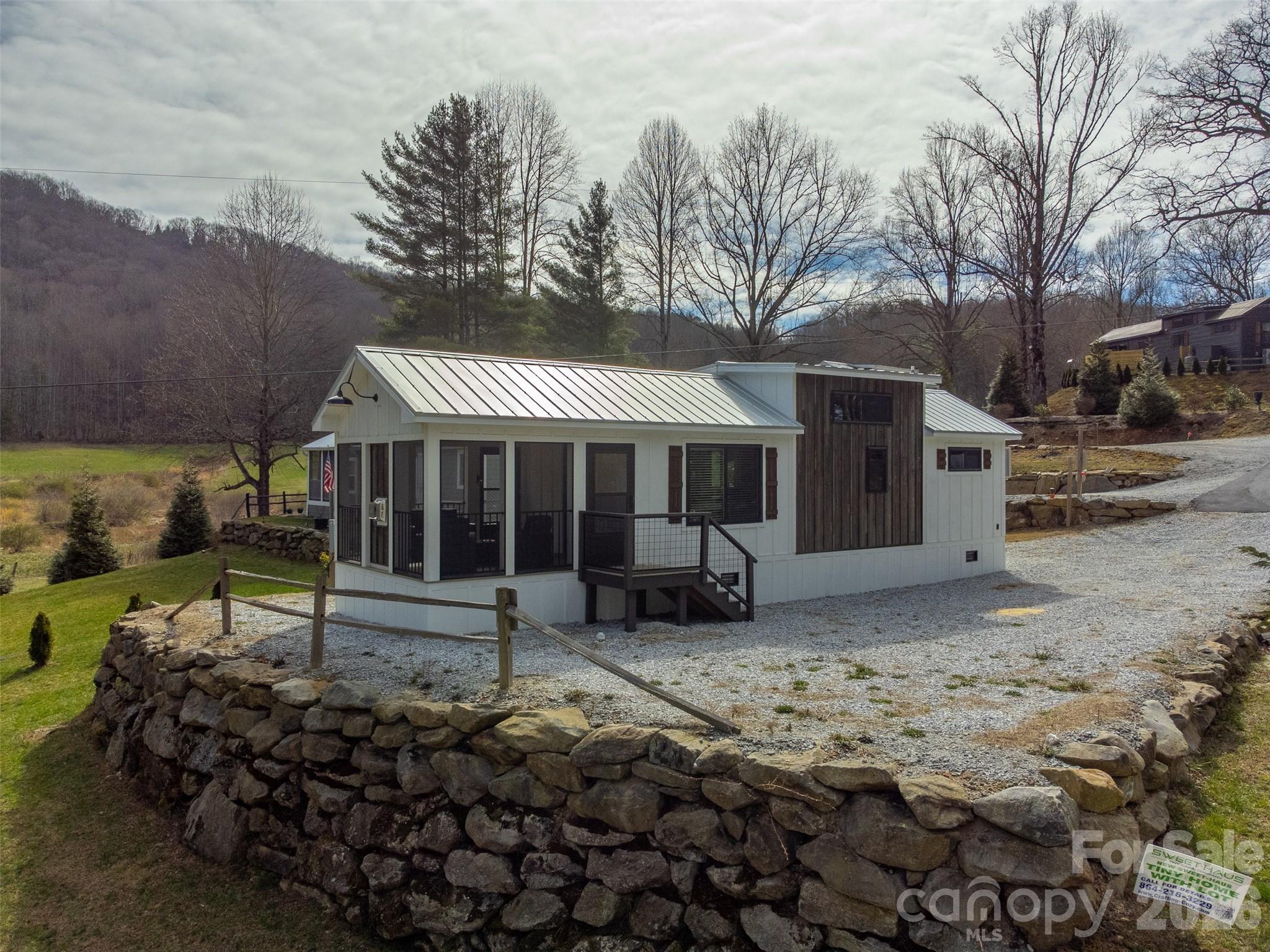 122 Mountain Breeze Ridge — Scaly Mountain