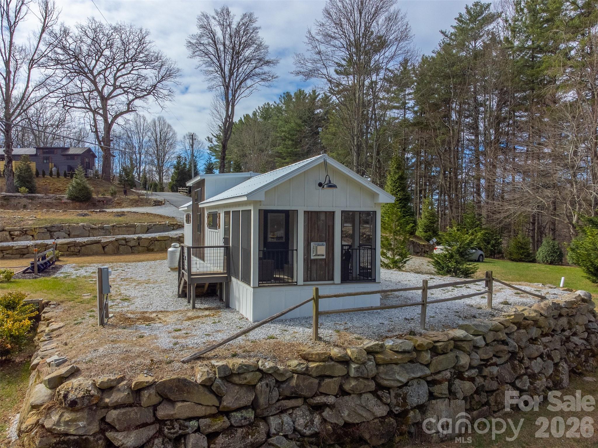 122 Mountain Breeze Ridge — Scaly Mountain