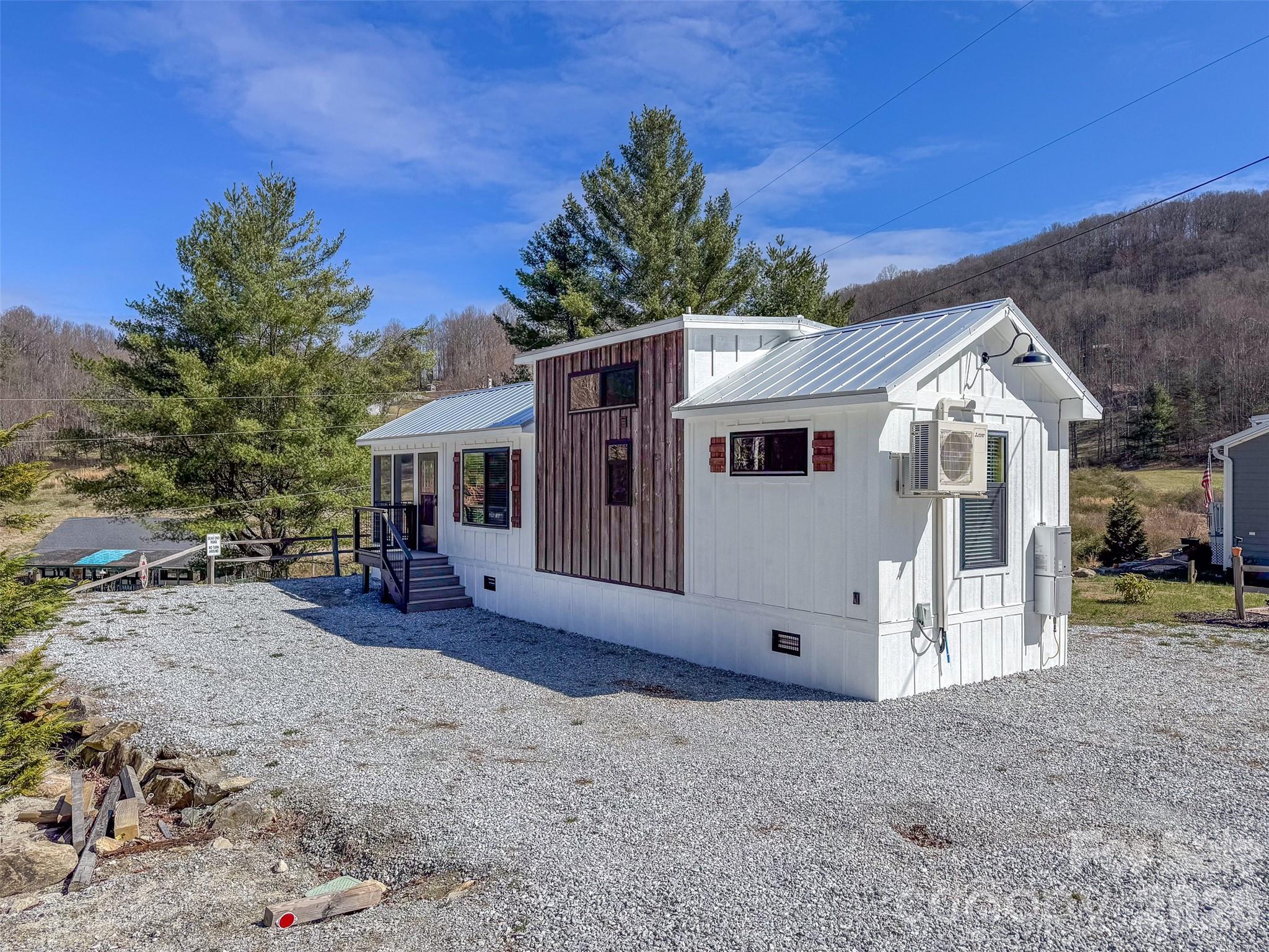 122 Mountain Breeze Ridge — Scaly Mountain