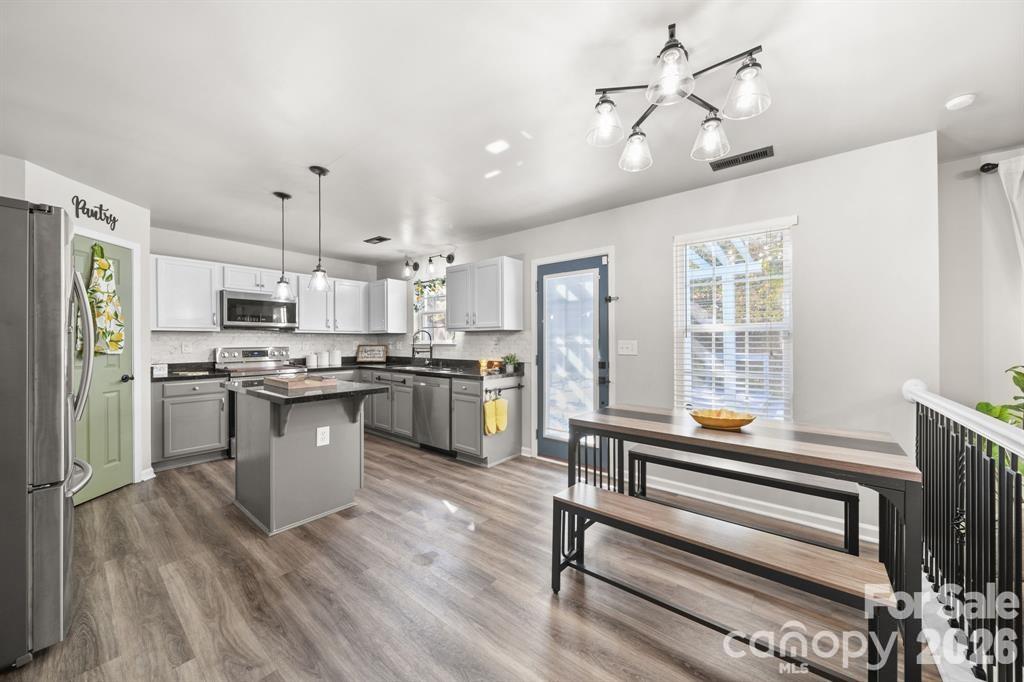 5207 Sunriver Road — Gastonia