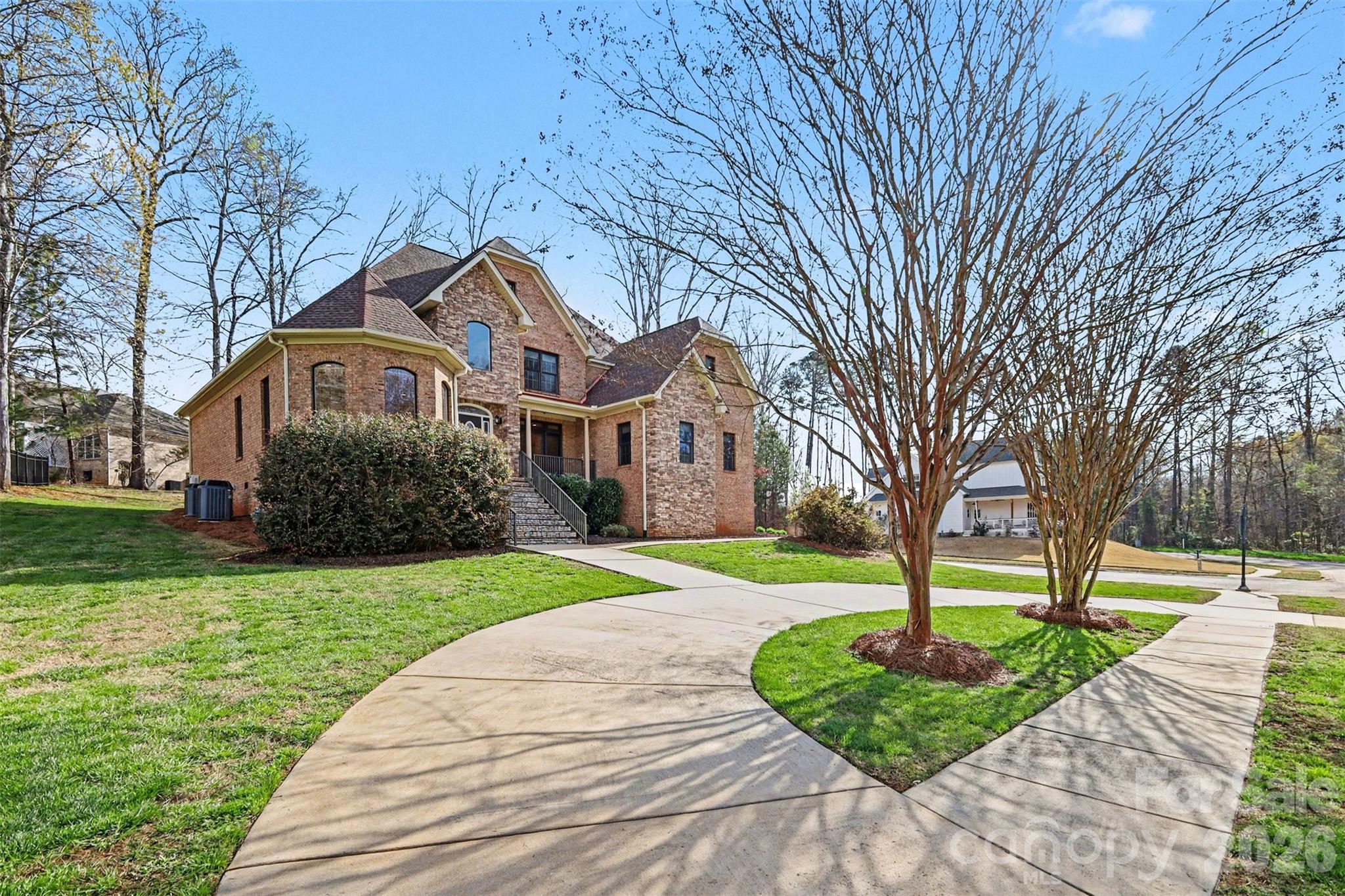 402 Rugby Road — Salisbury