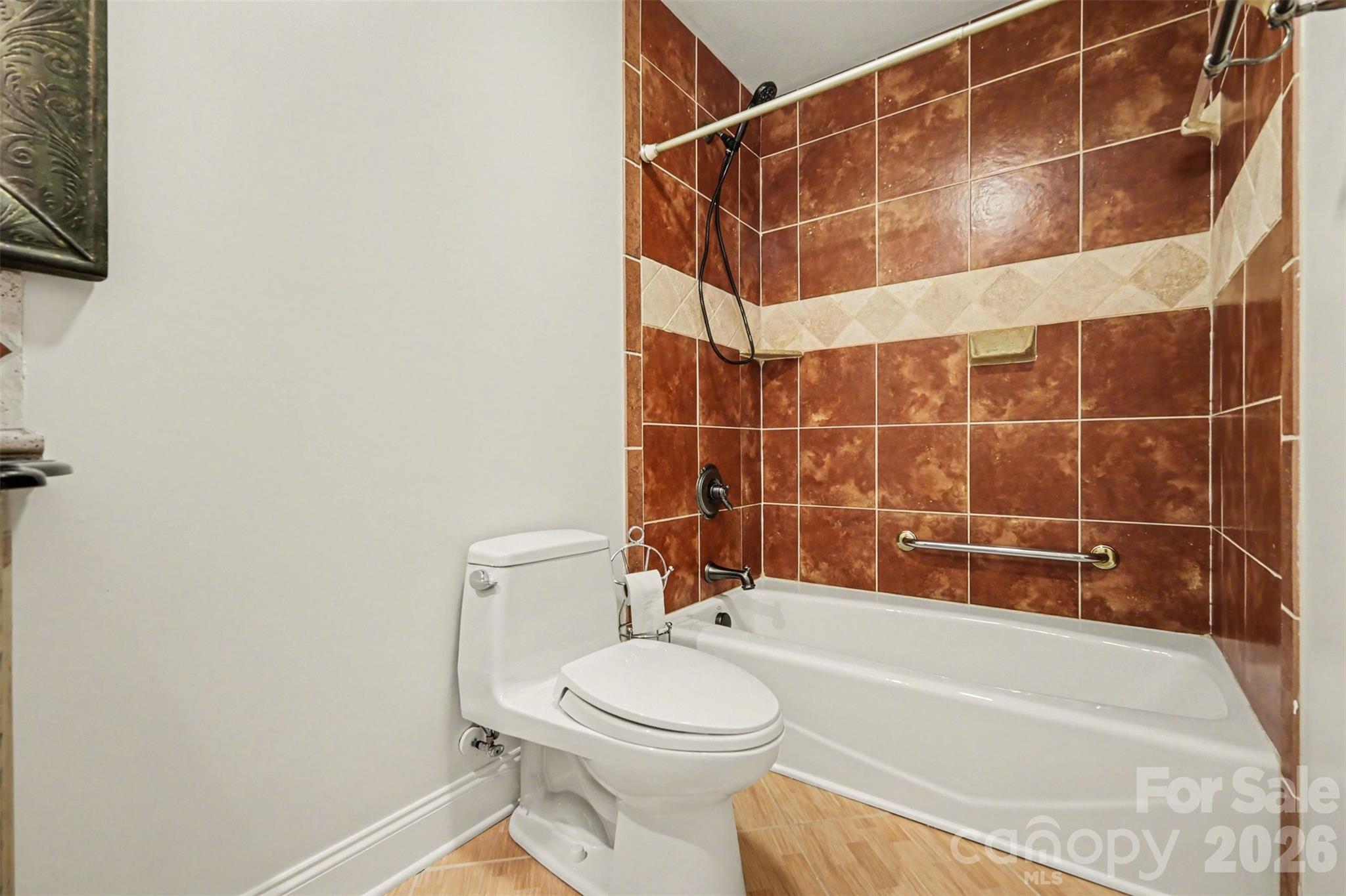 402 Rugby Road — Salisbury