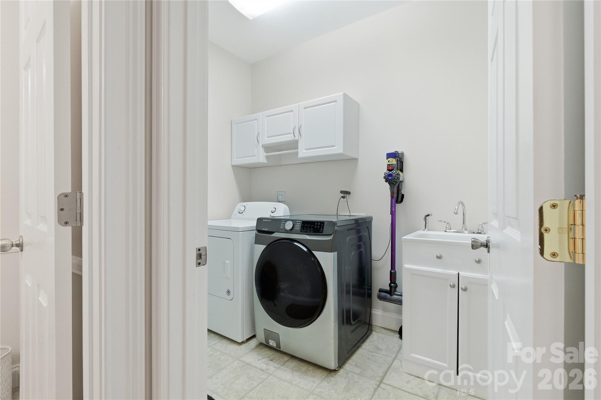 34 W Rambling Creek — Tryon