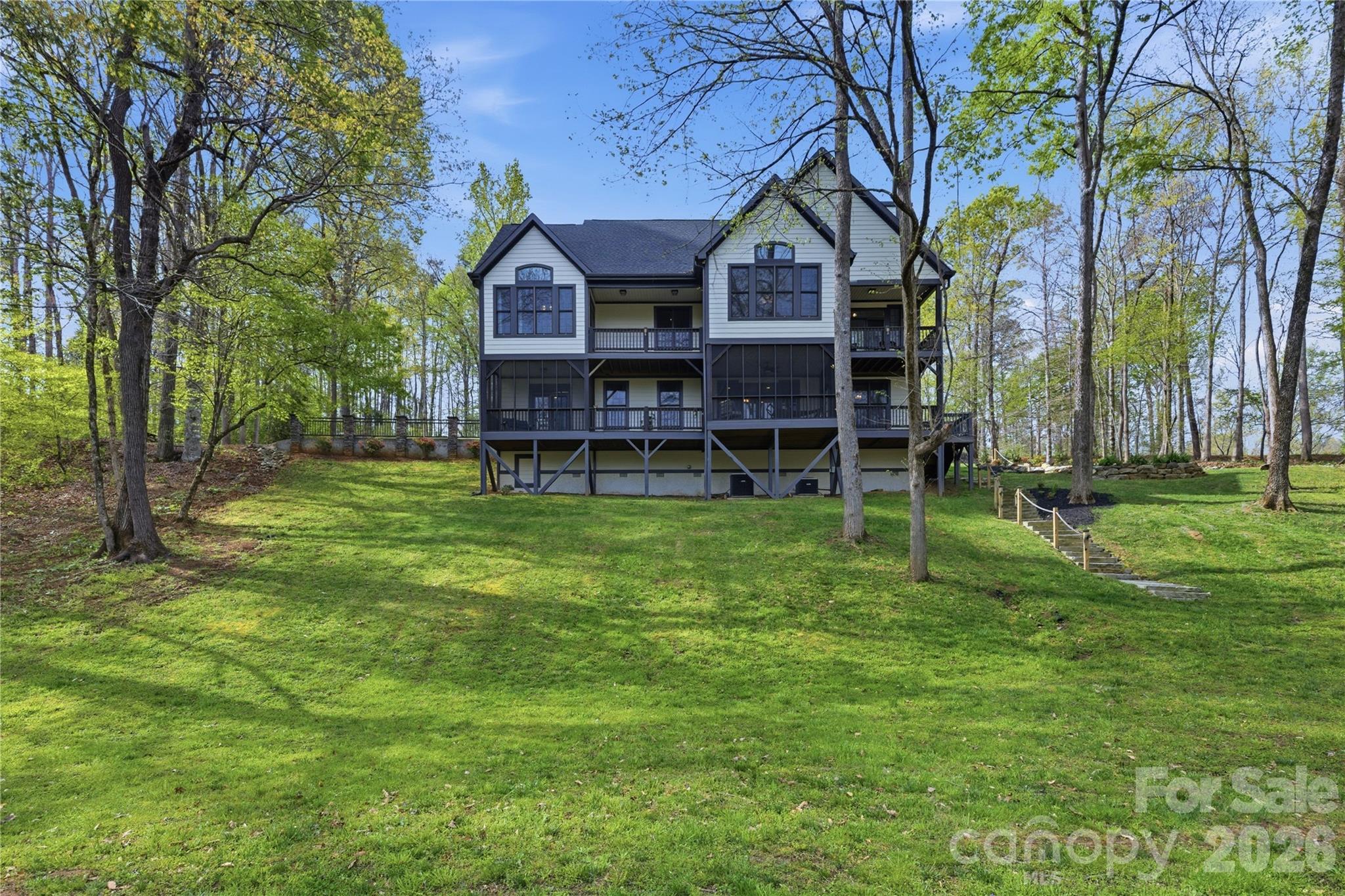 34 W Rambling Creek — Tryon