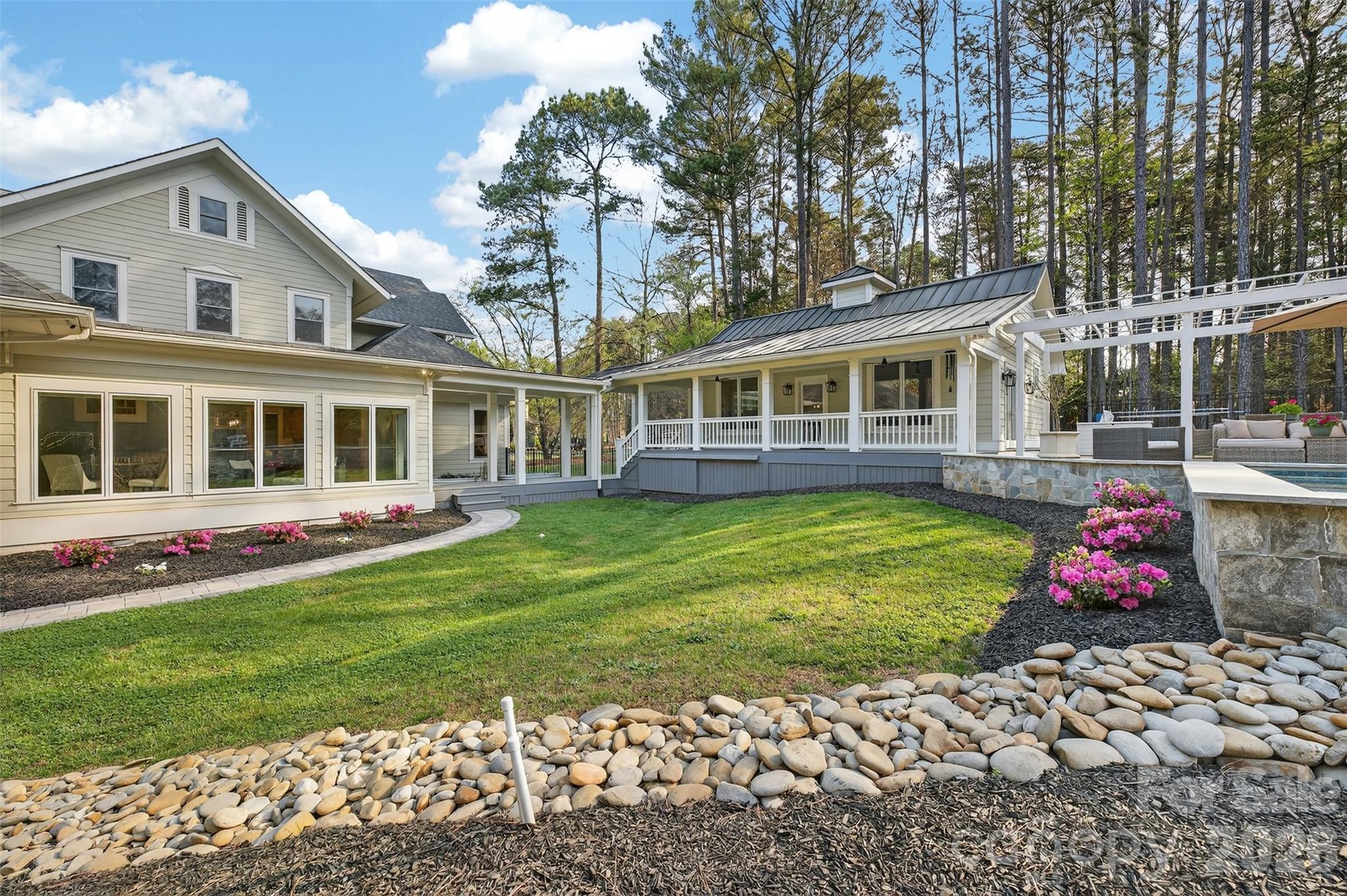 137 Brockton Lane — Mooresville