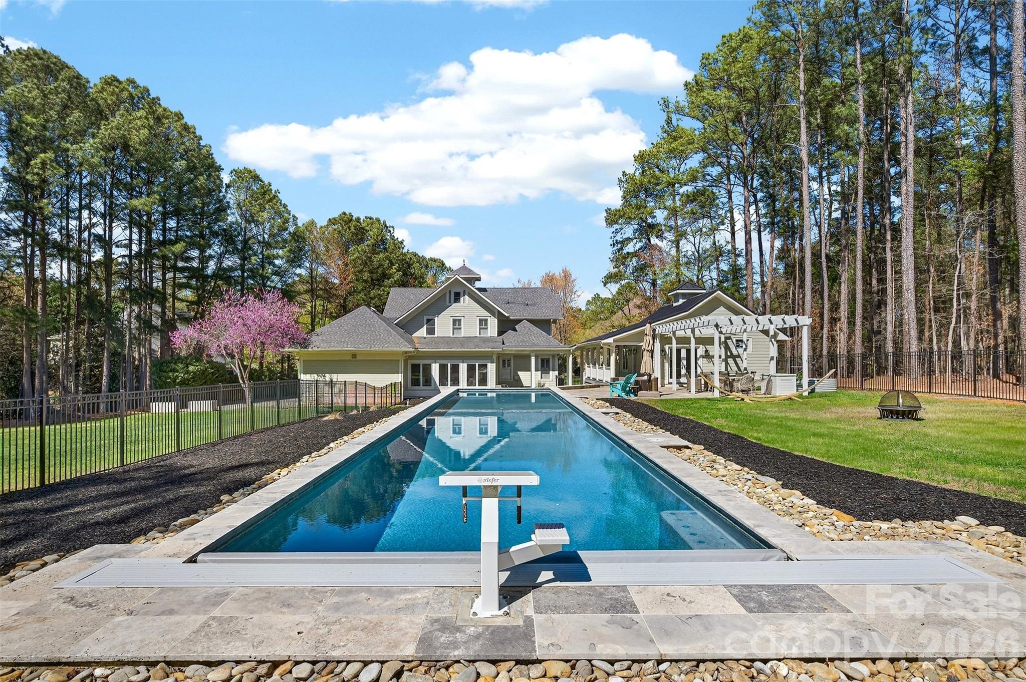 137 Brockton Lane — Mooresville