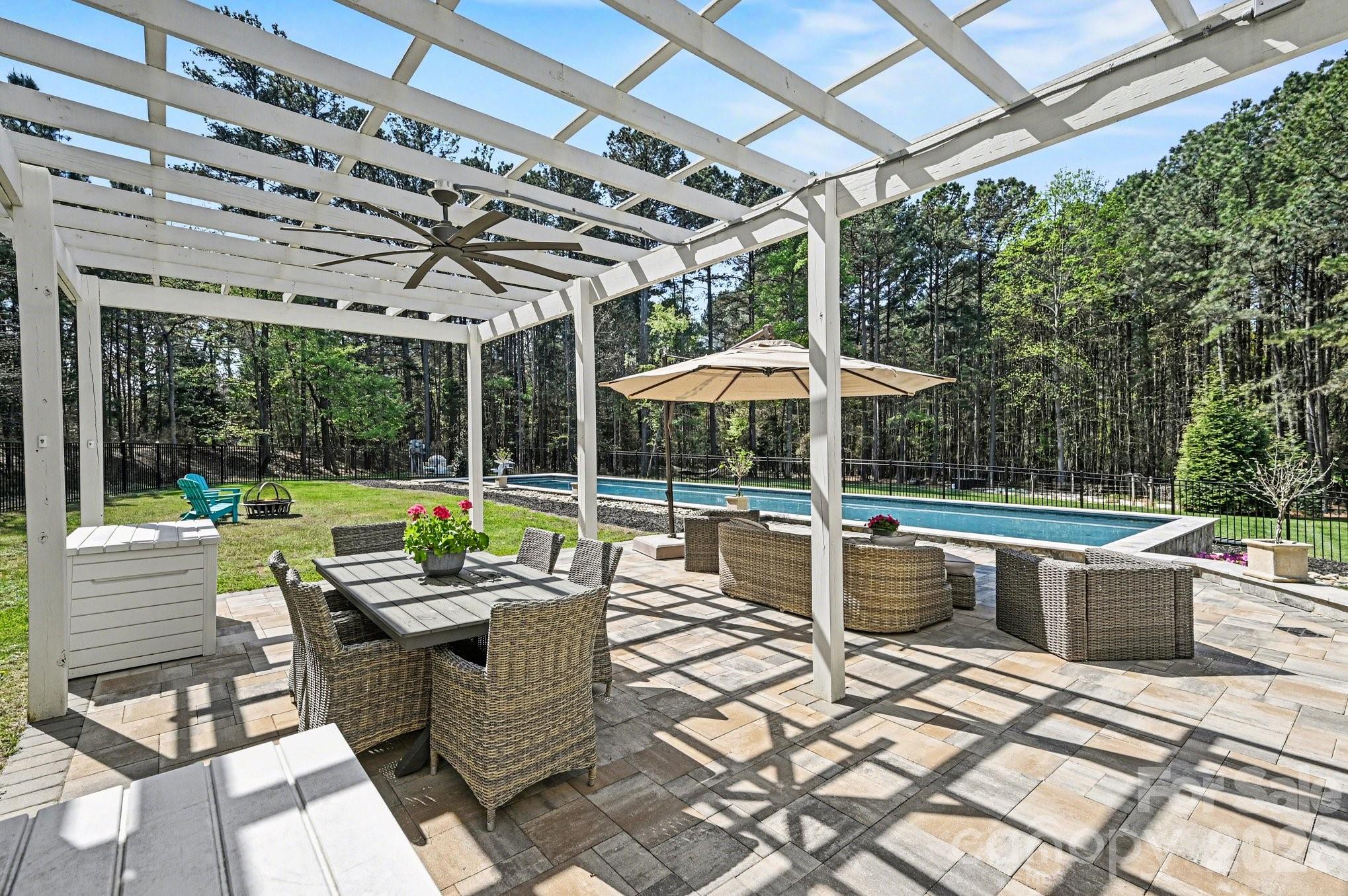 137 Brockton Lane — Mooresville