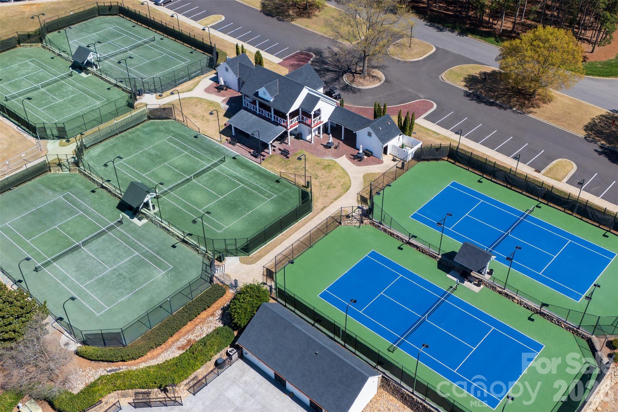 137 Brockton Lane — Mooresville