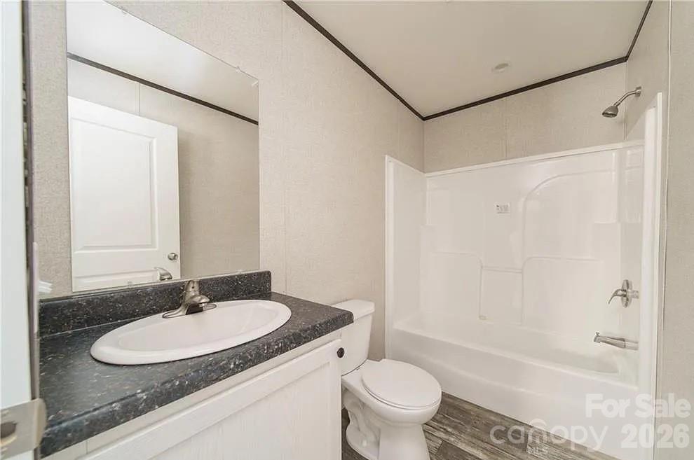 4277 Chinquapin Circle — Lenoir