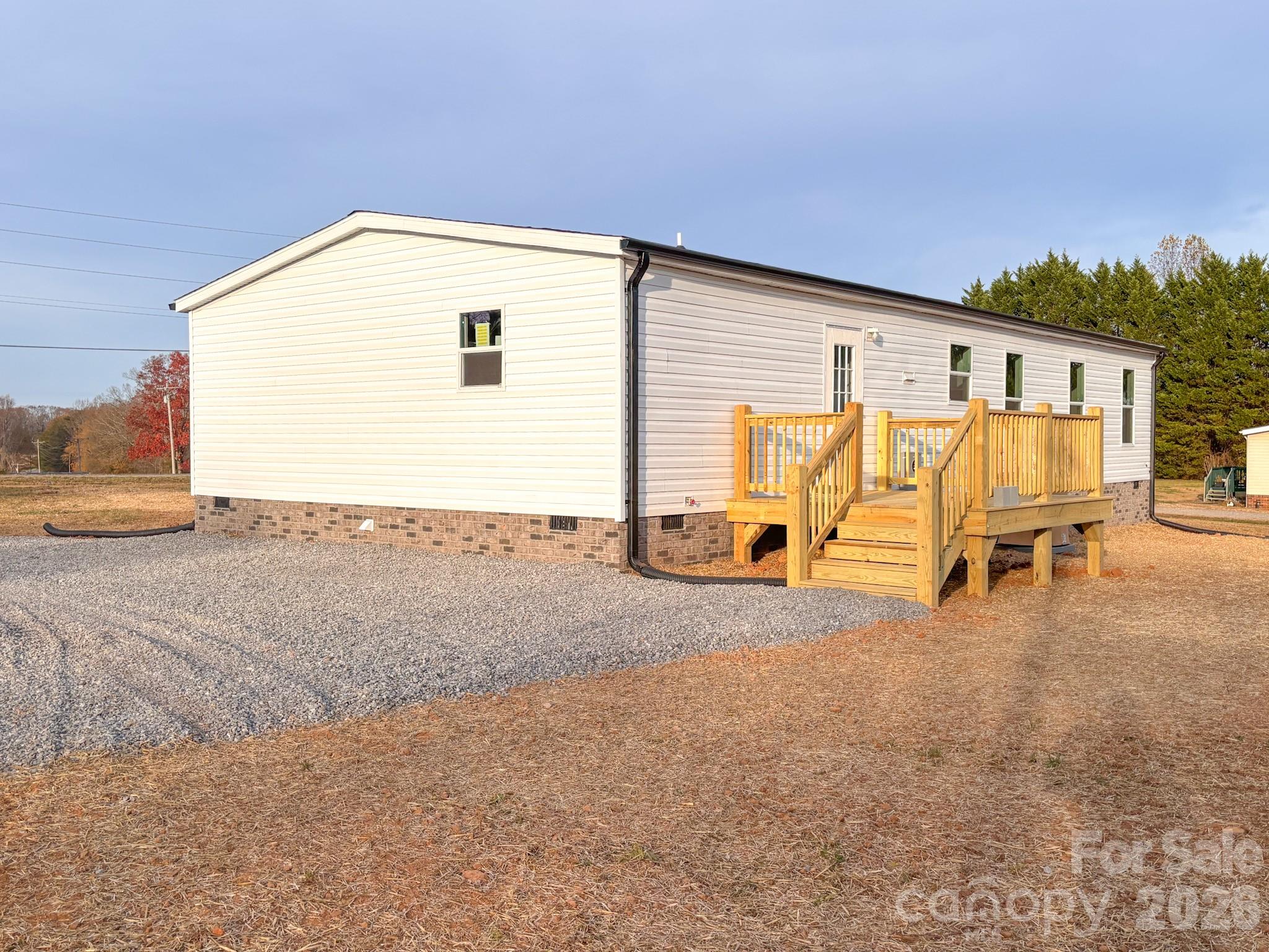 4277 Chinquapin Circle — Lenoir