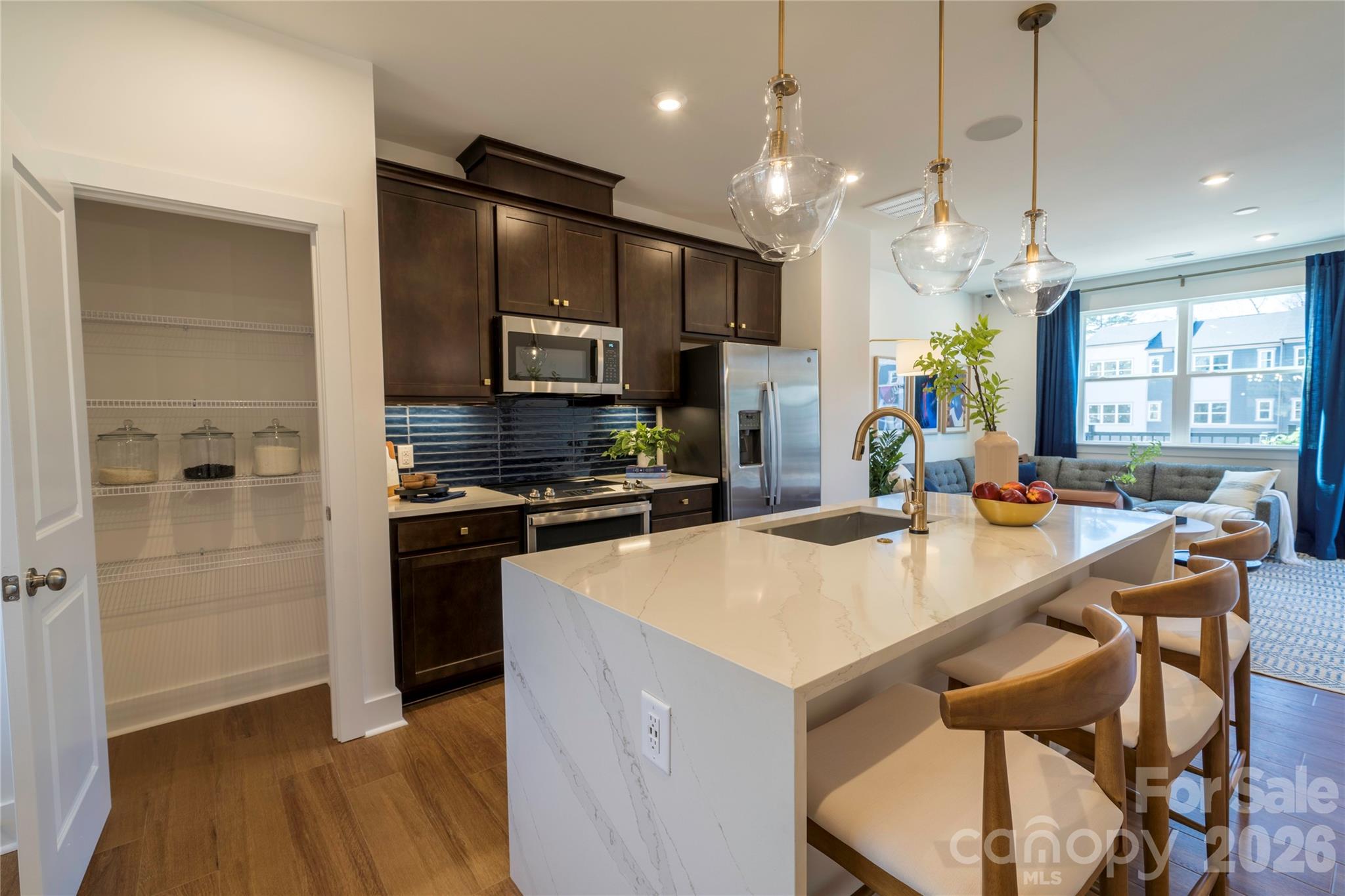 4012 Cue Court — Charlotte