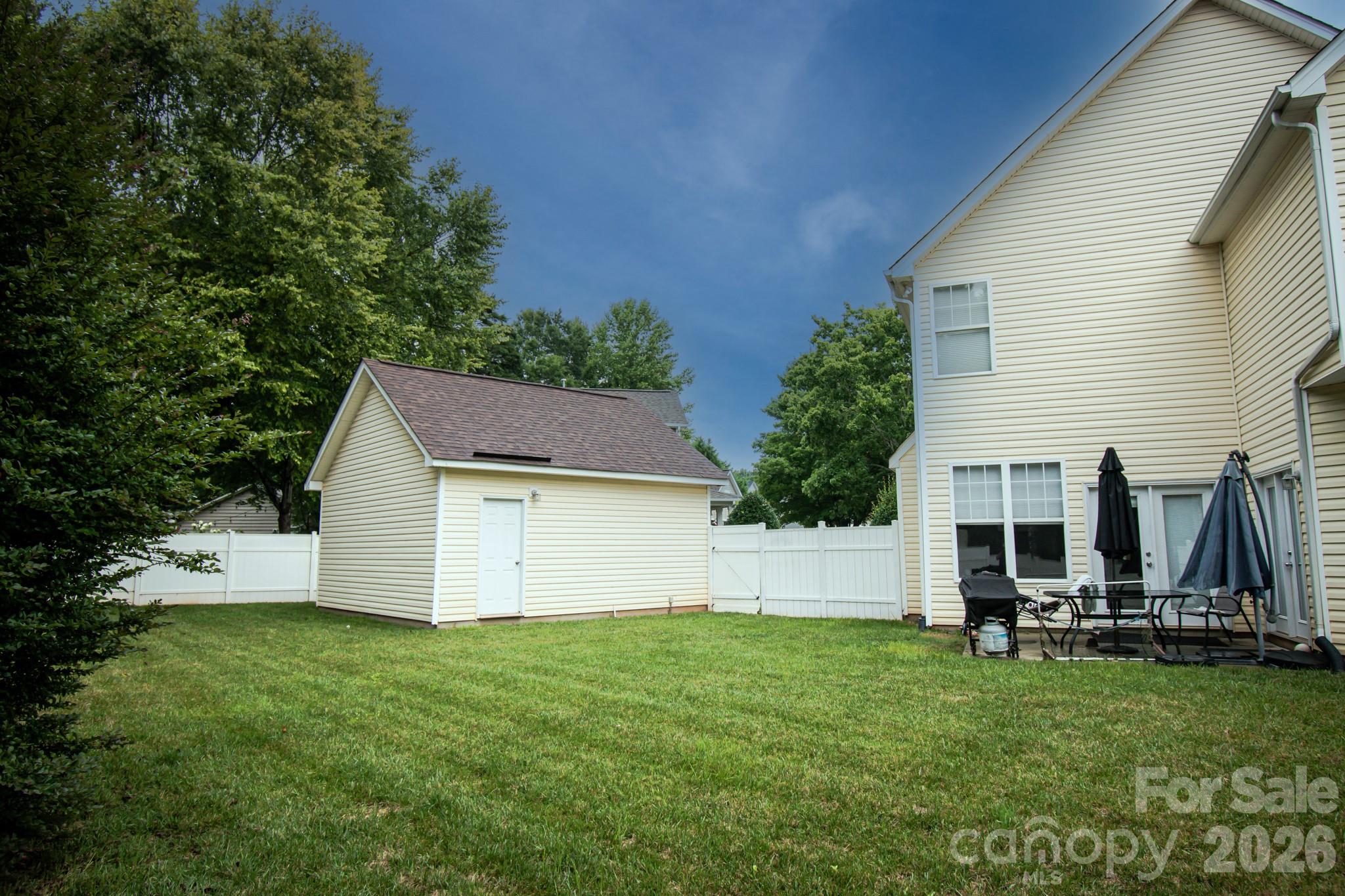 9904 Adelie Court — Cornelius