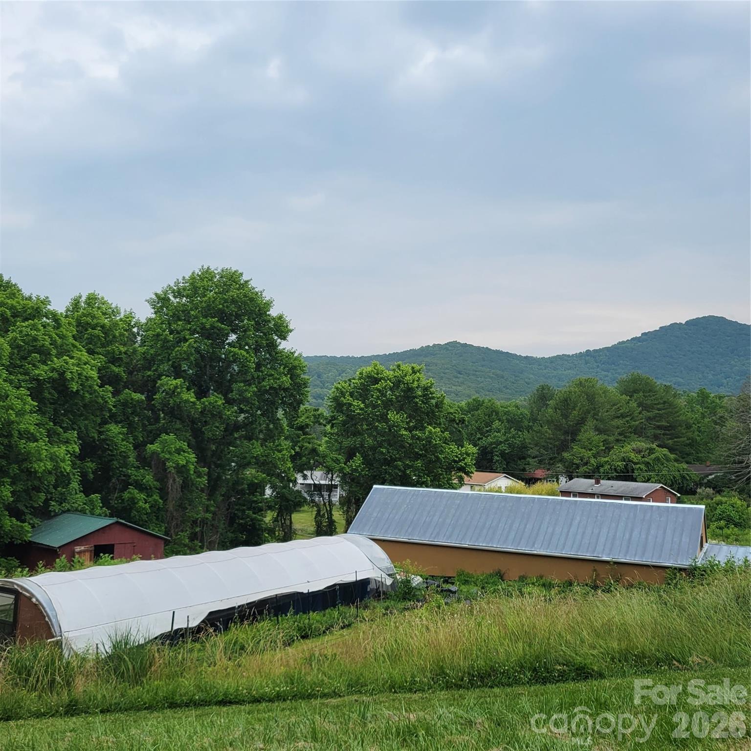 437 Onteora Boulevard — Asheville