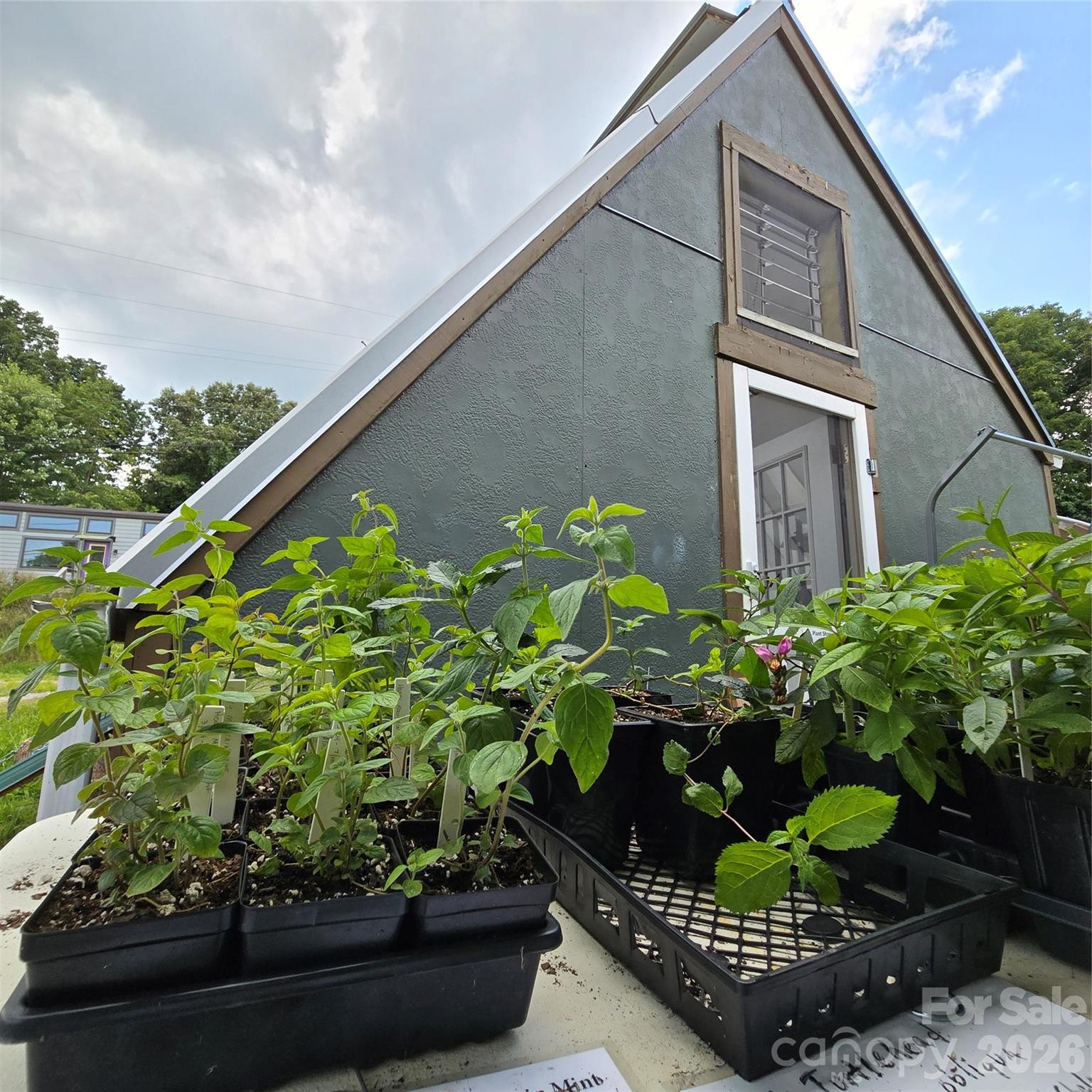437 Onteora Boulevard — Asheville