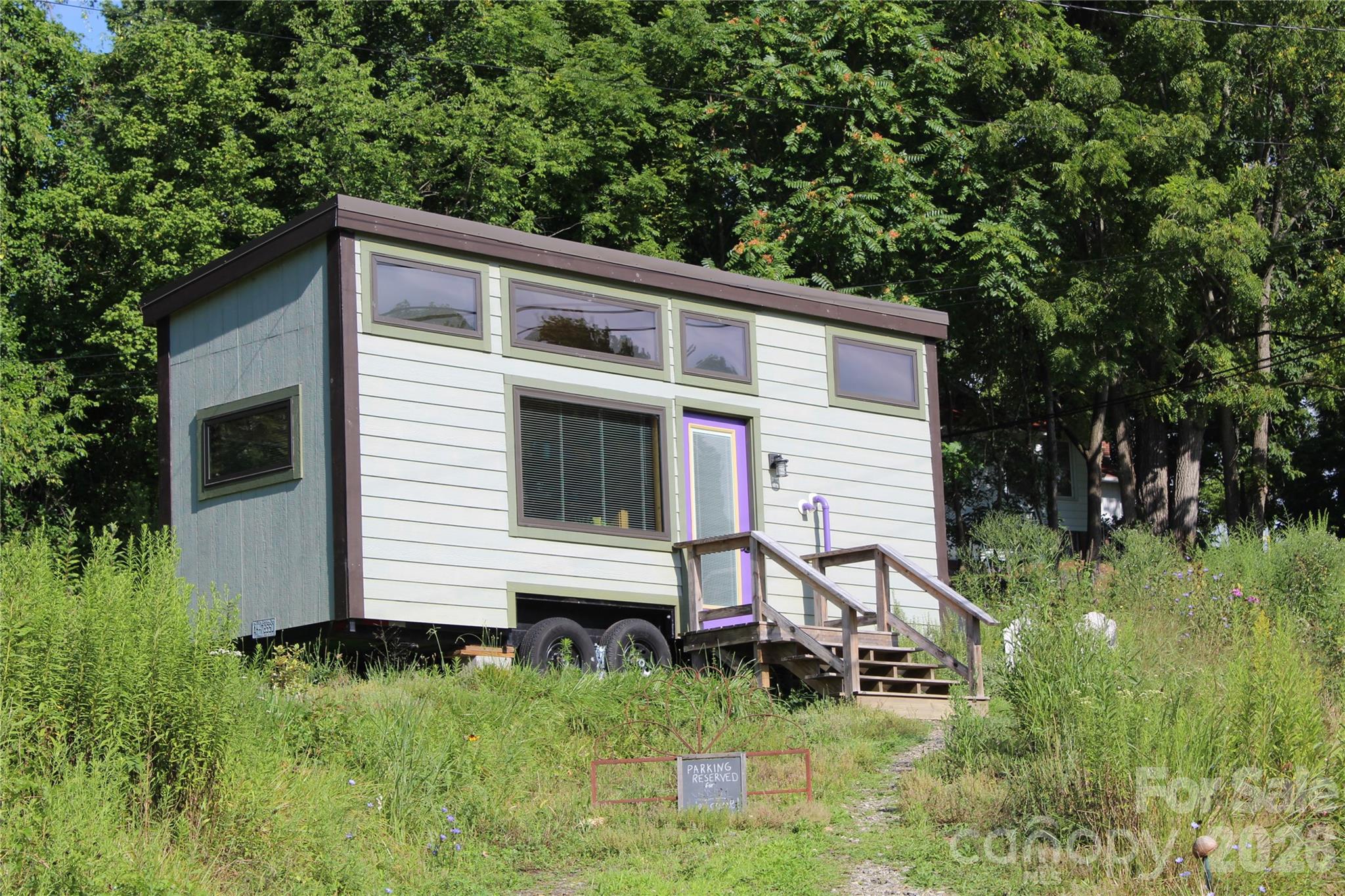437 Onteora Boulevard — Asheville