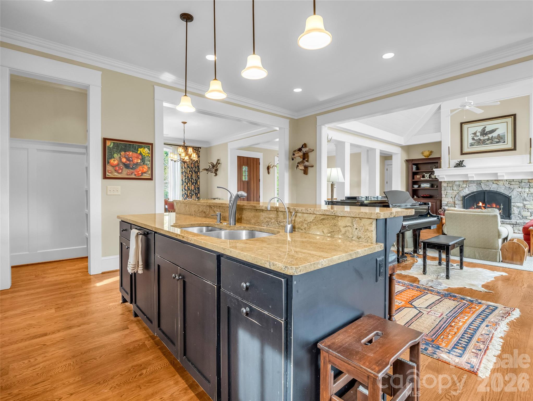 565 Chestertown Drive — Mill Spring
